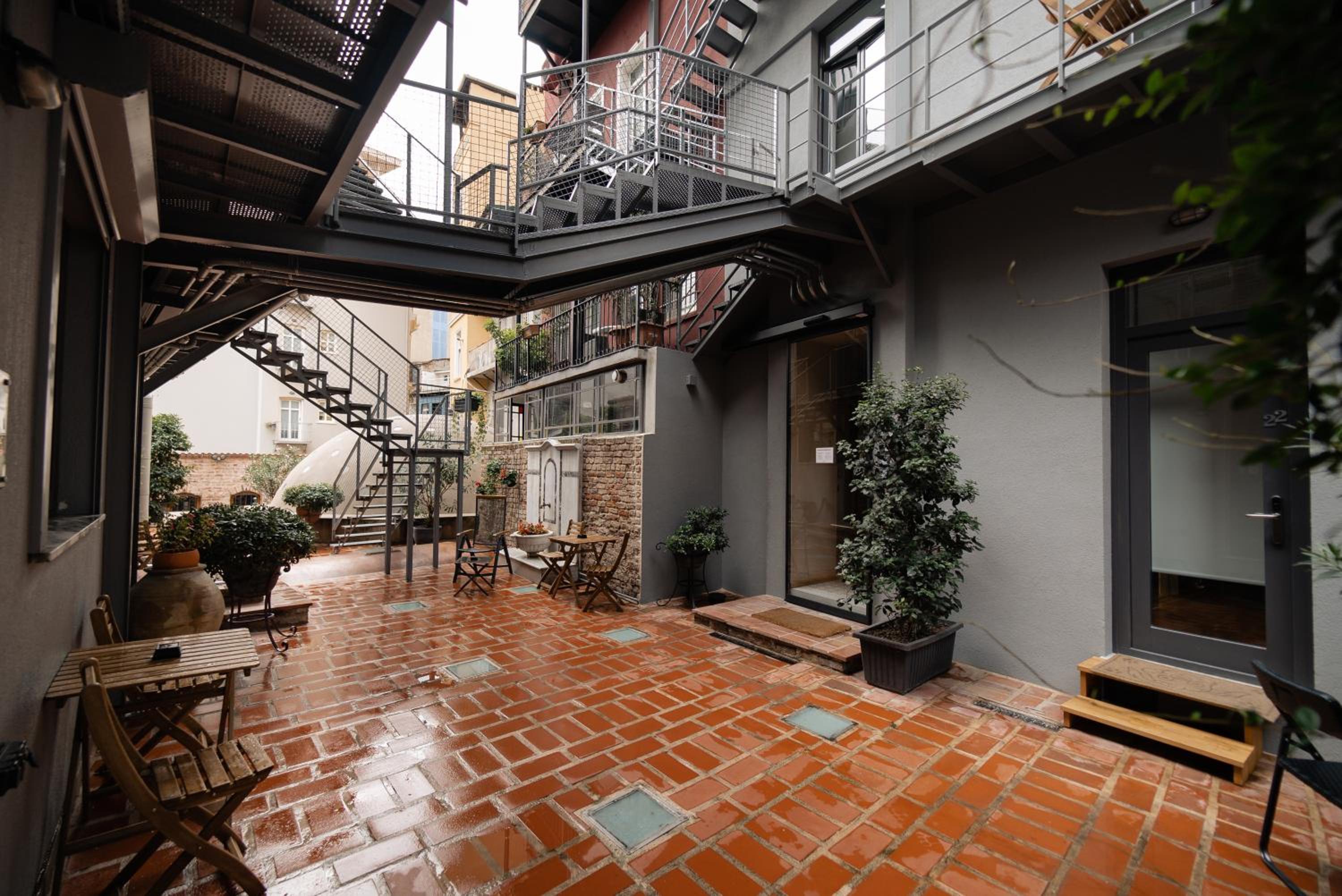 Hammamhane - Image 191