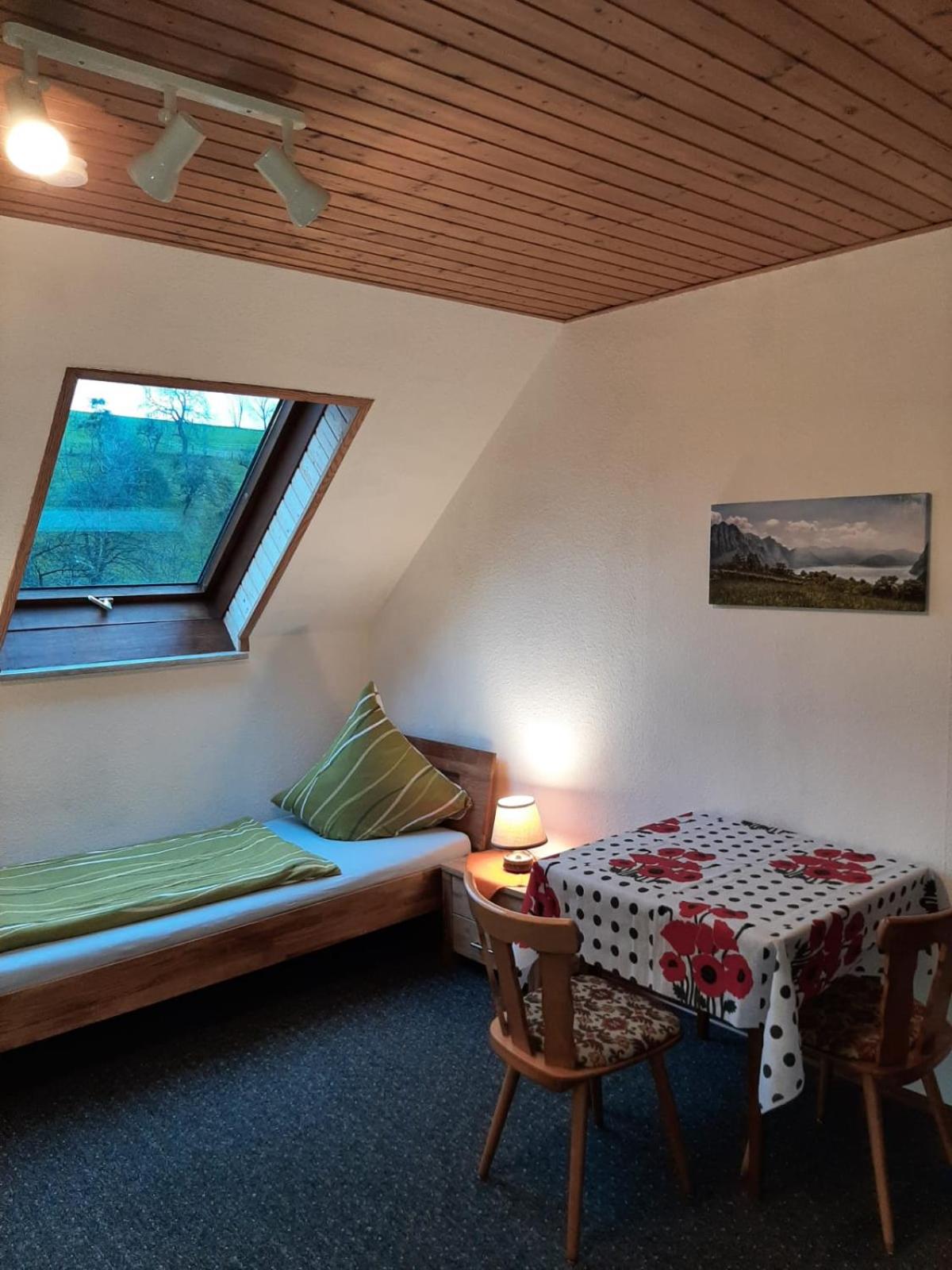 Gästezimmer Löhrbacher Tal