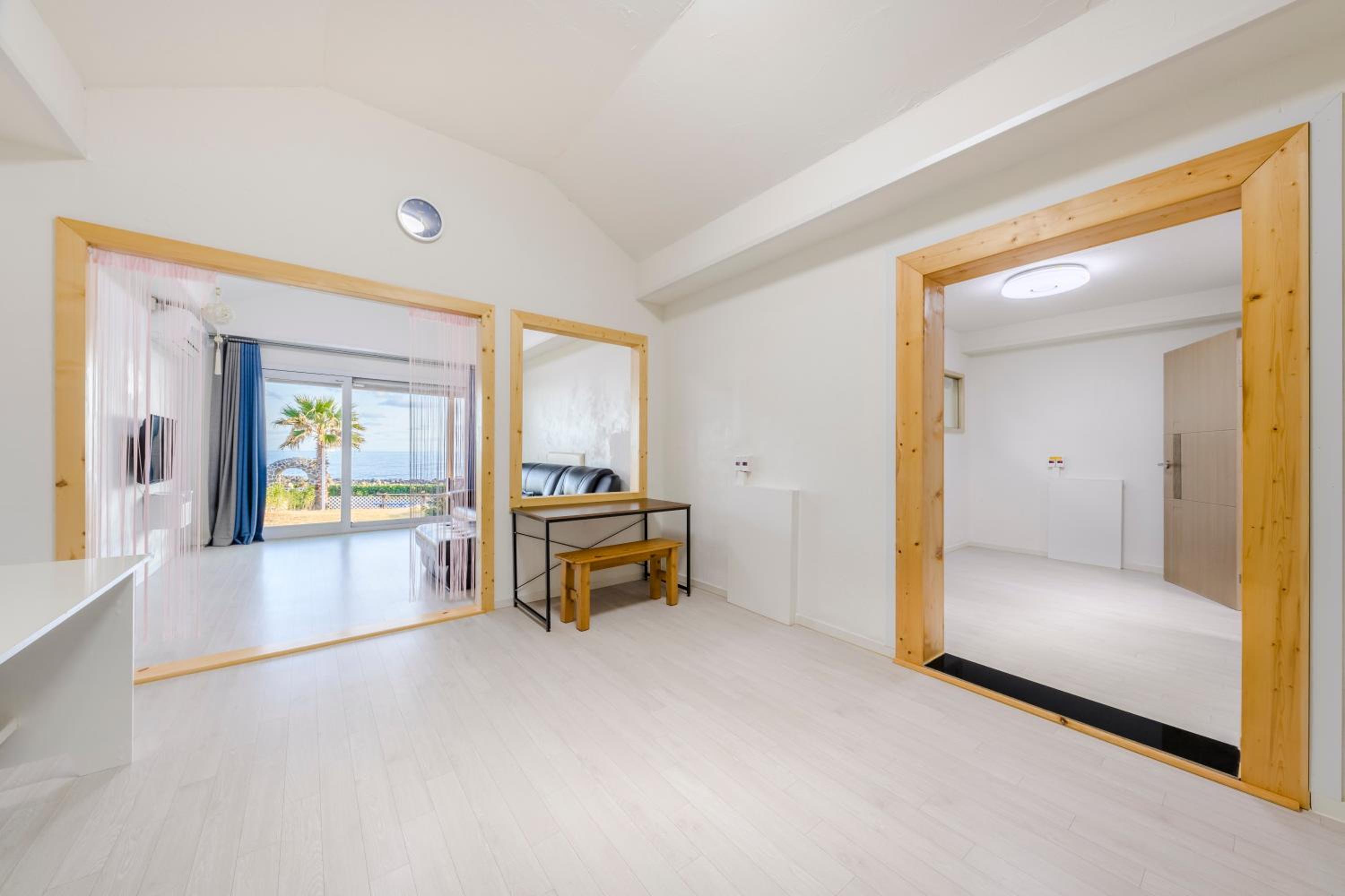 Jeju Turning point Pension