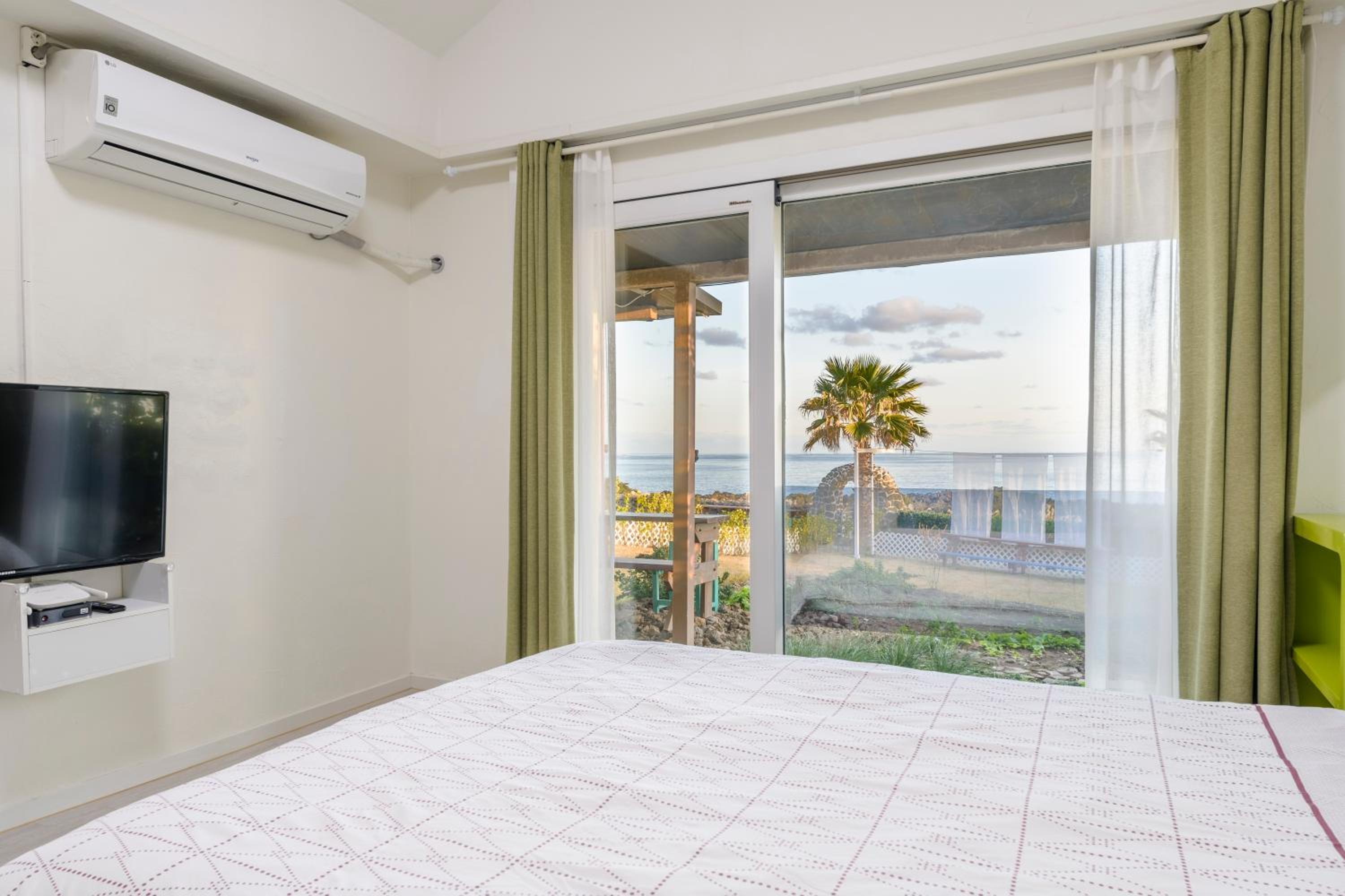 Jeju Turning point Pension