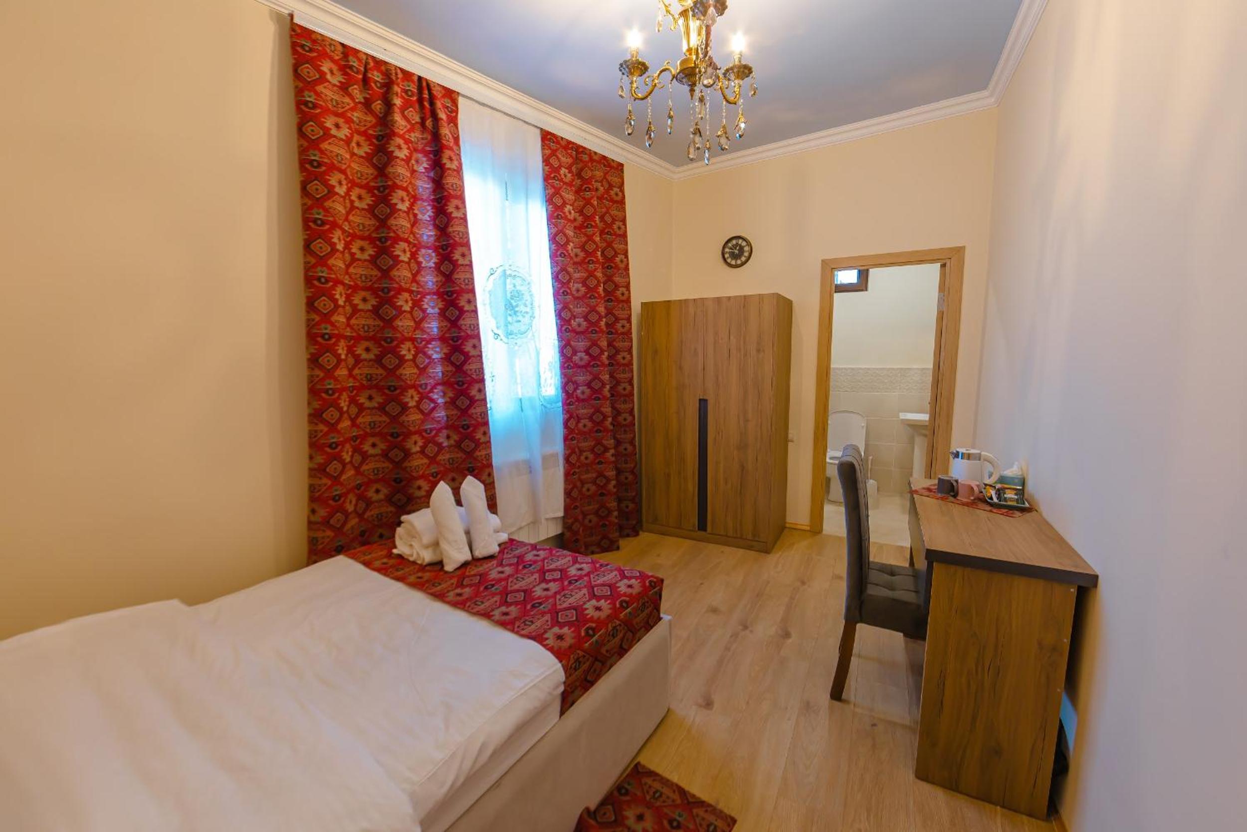 Amrots Deghceni - Boutique Castle Stay