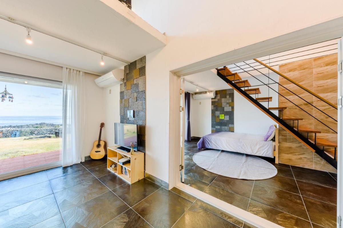 Jeju Turning point Pension