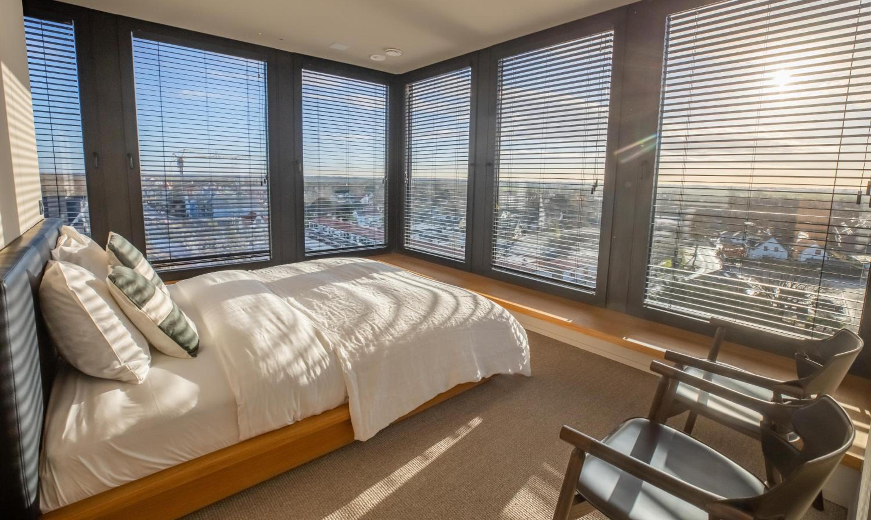 The Penthouse Nami, Branding, Ultra Luxurious Japanese Design Sea View