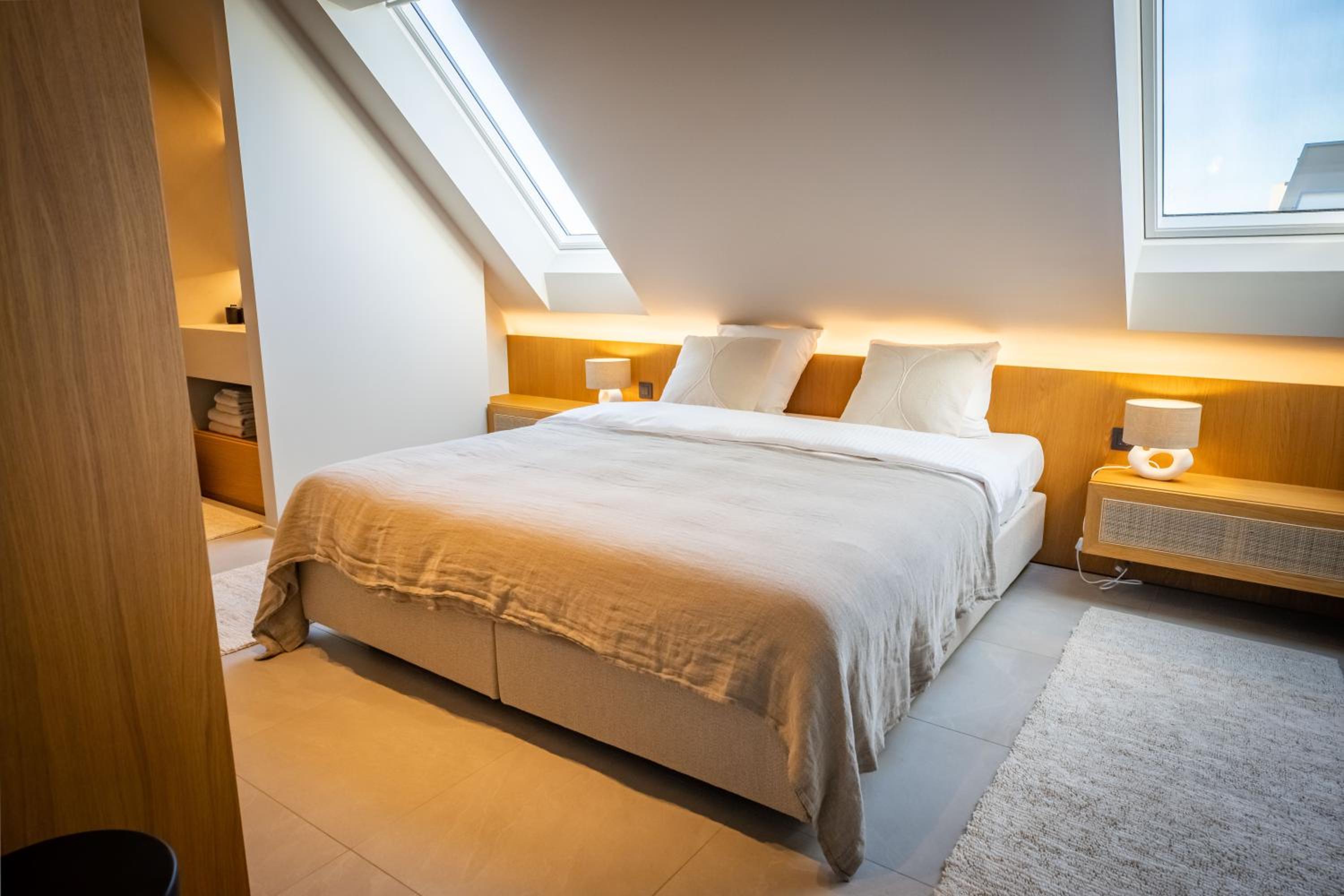 The Penthouse Nami, Branding, Ultra Luxurious Japanese Design Sea View