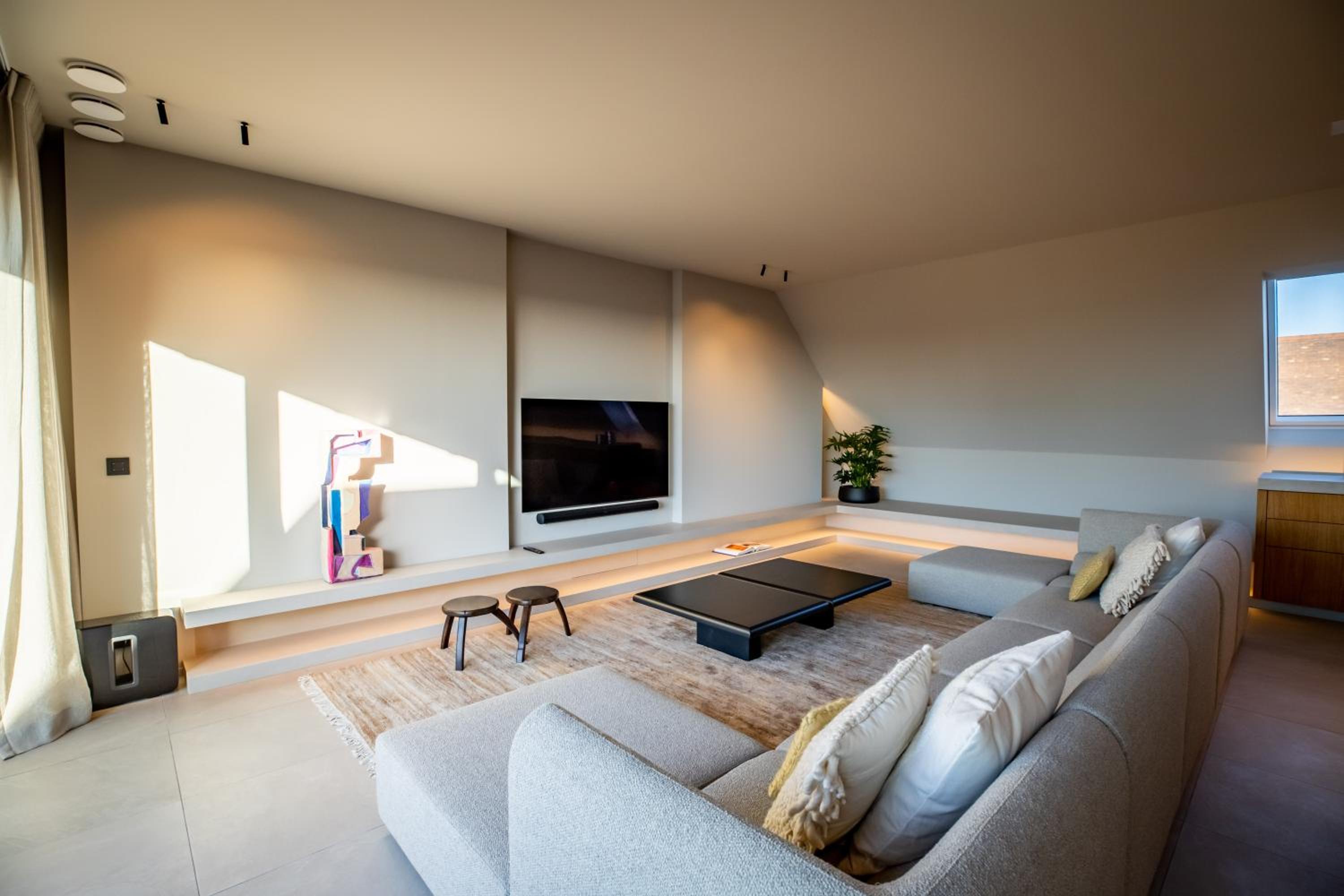The Penthouse Nami, Branding, Ultra Luxurious Japanese Design Sea View