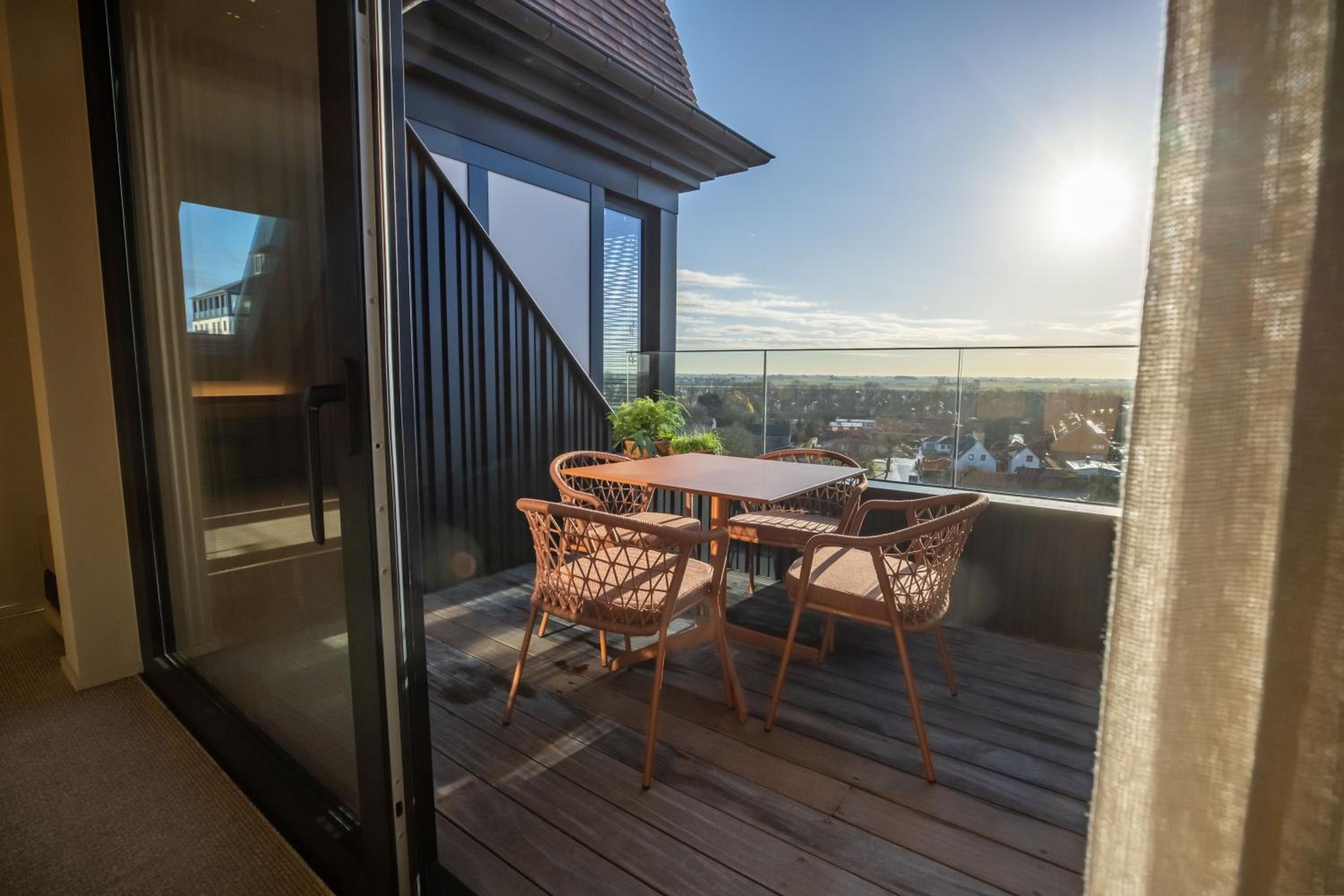 The Penthouse Nami, Branding, Ultra Luxurious Japanese Design Sea View