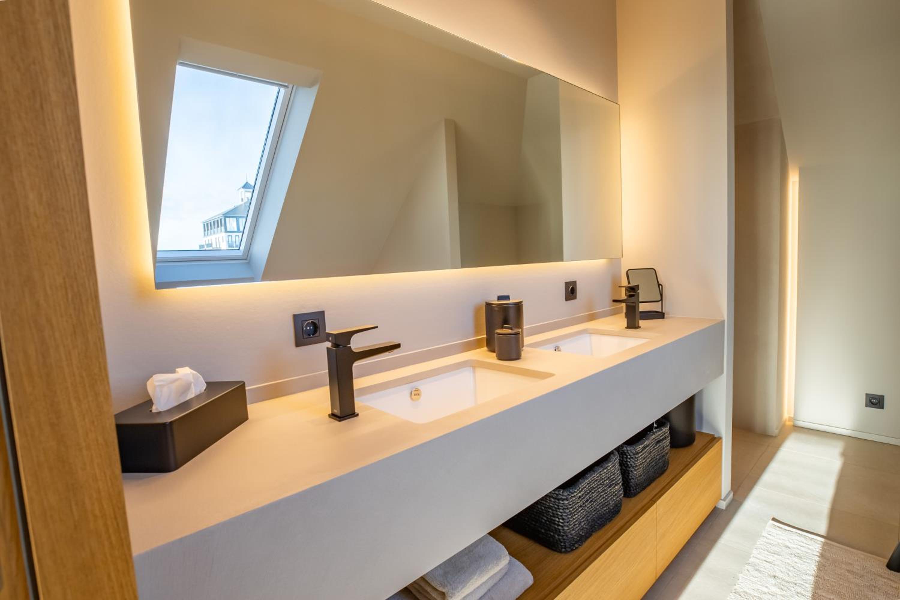 The Penthouse Nami, Branding, Ultra Luxurious Japanese Design Sea View