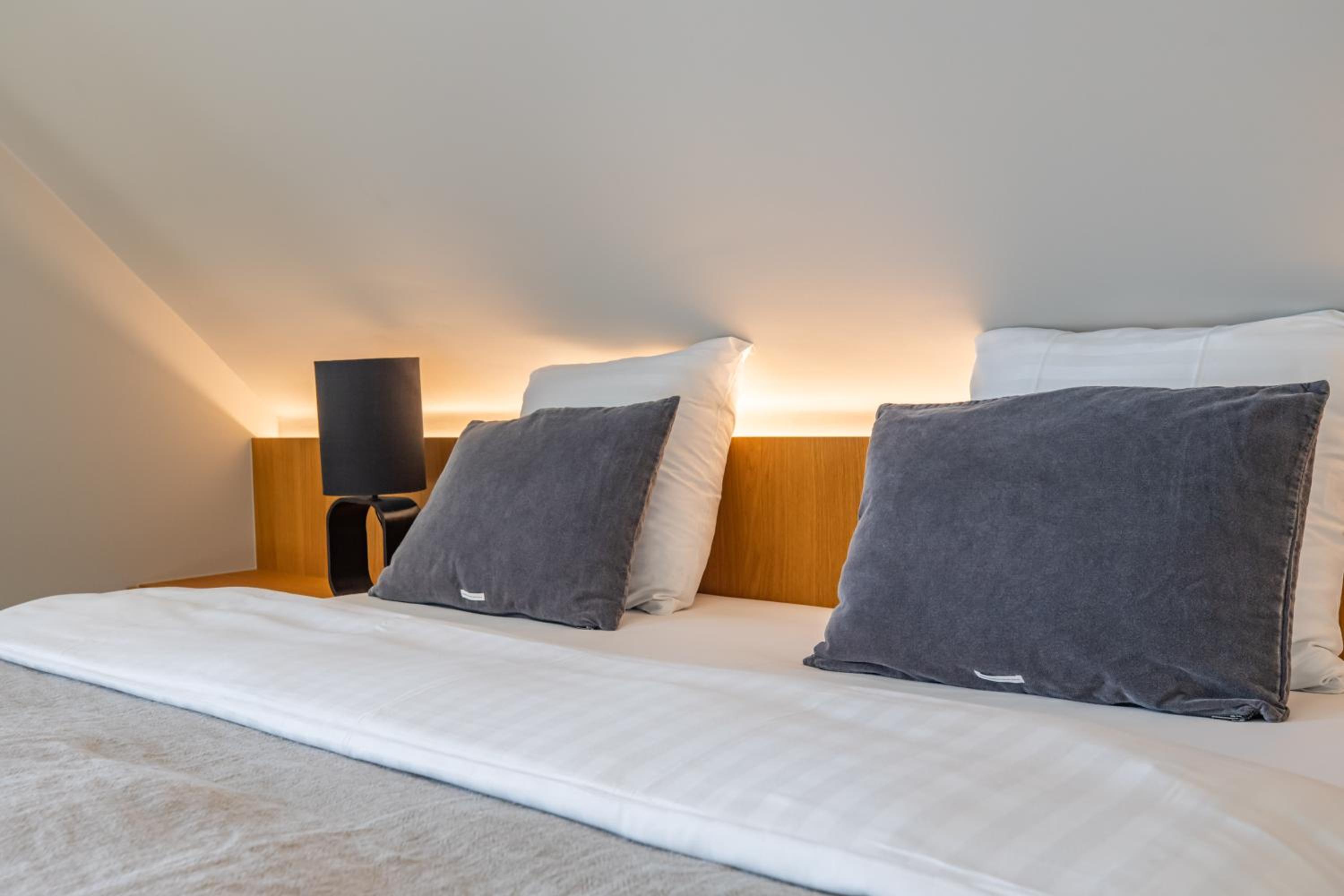 The Penthouse Nami, Branding, Ultra Luxurious Japanese Design Sea View