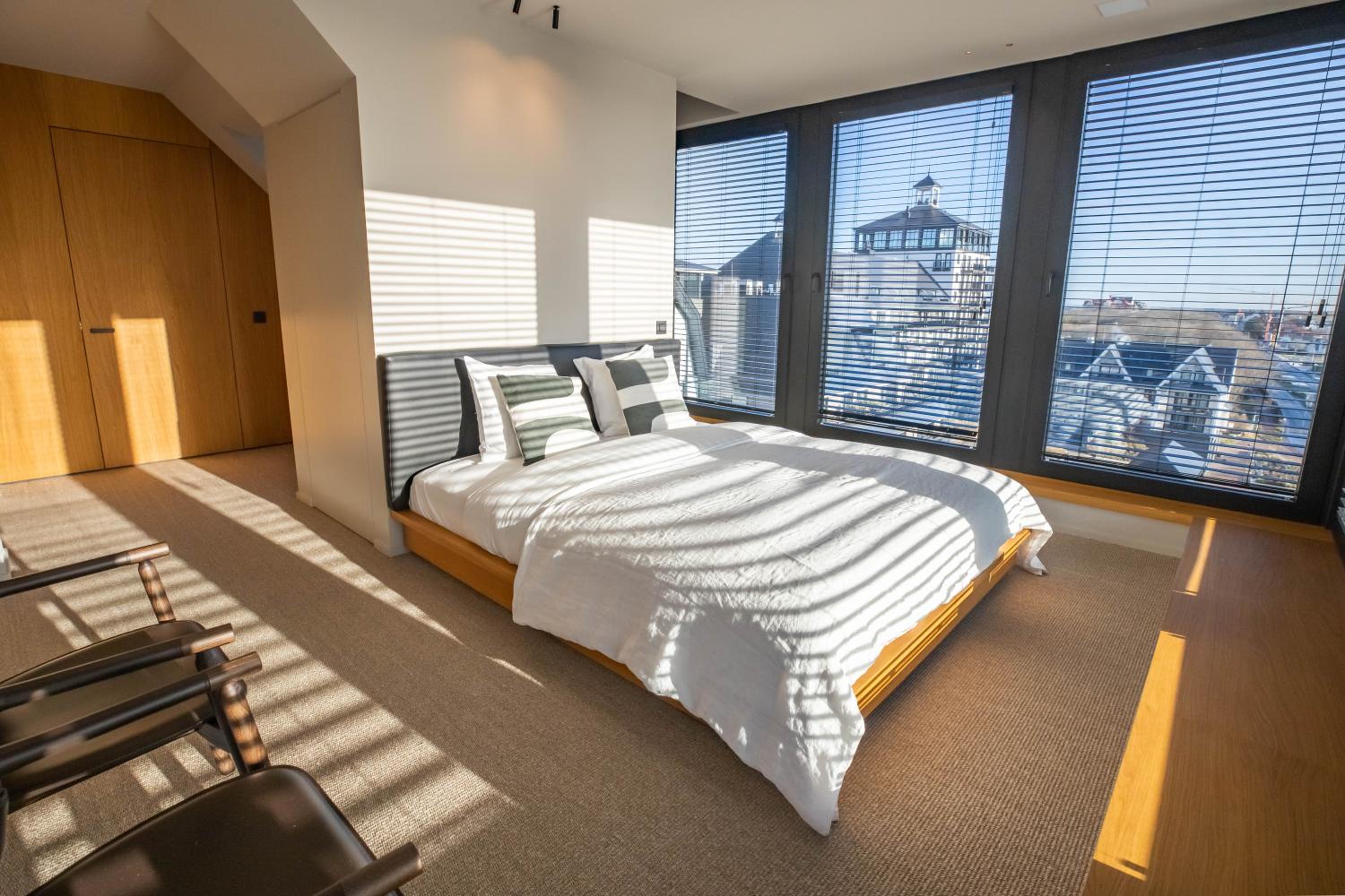 The Penthouse Nami, Branding, Ultra Luxurious Japanese Design Sea View