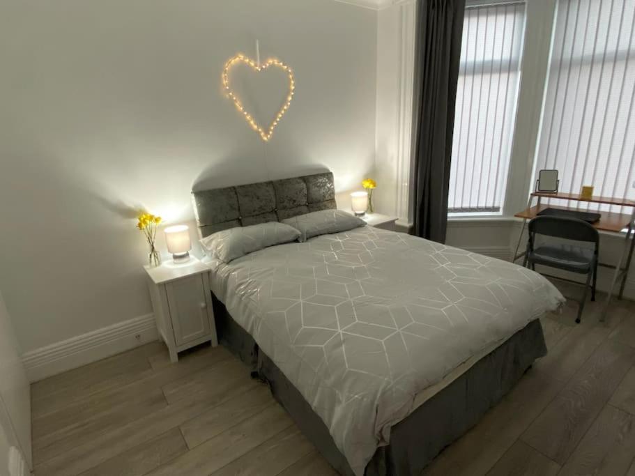 South Shields Vacations - Coastal Retreat-NEW DAY PROPERTIES-next to beach - Property Image 25