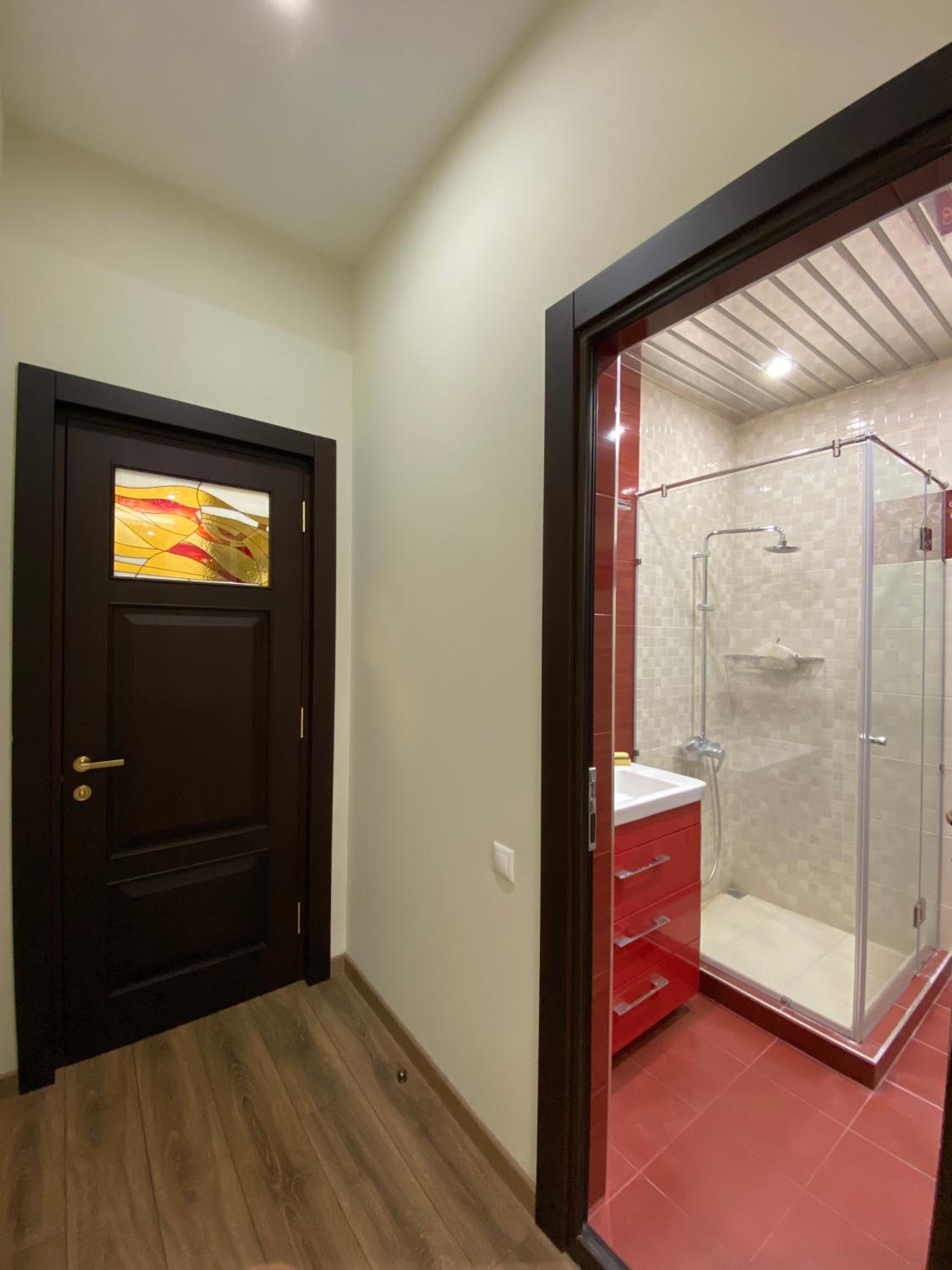 Kajaznuni Street, 3 bedrooms Luxury & Unique apartment QA888