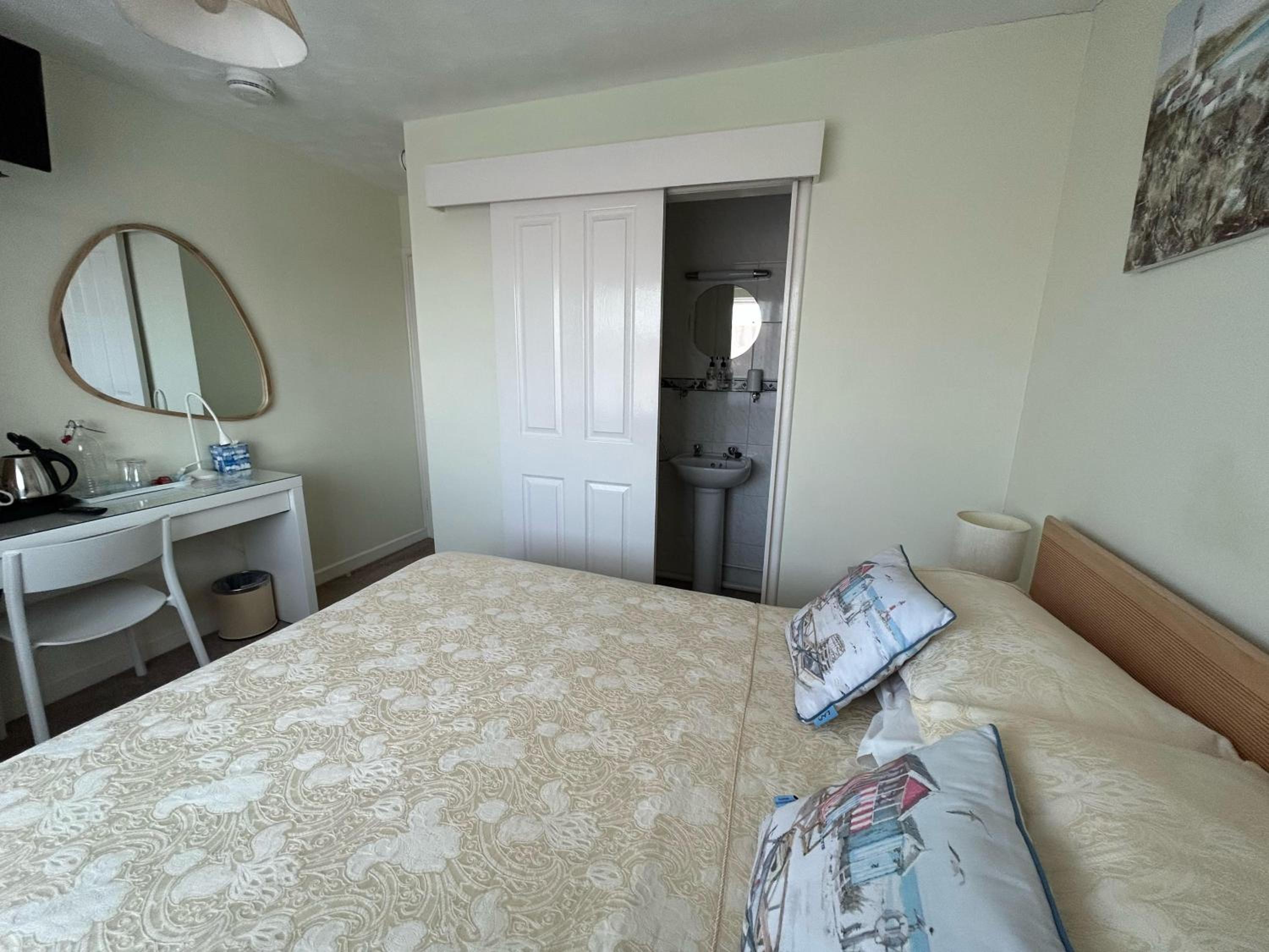 Leeward House B&B