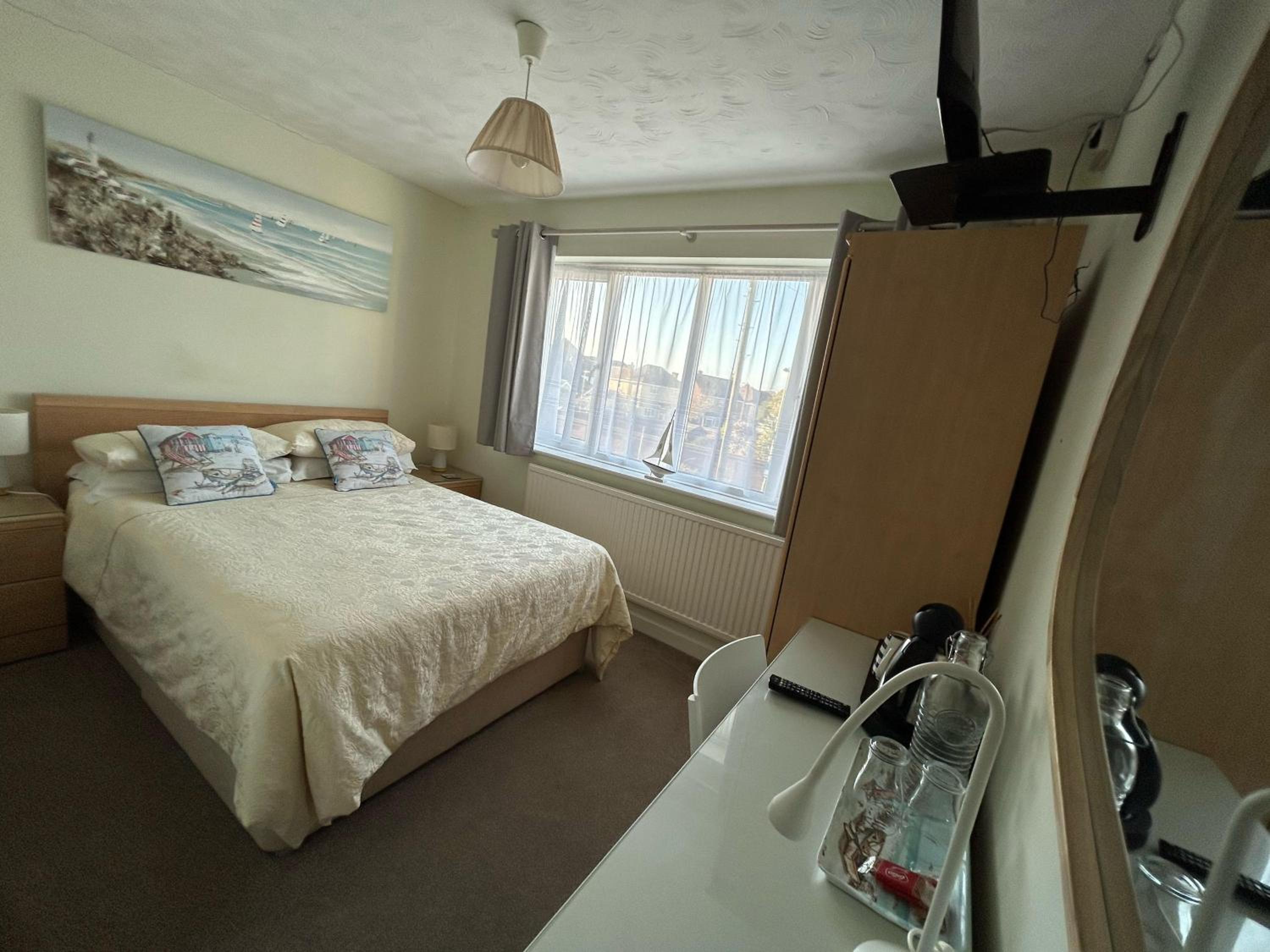 Leeward House B&B
