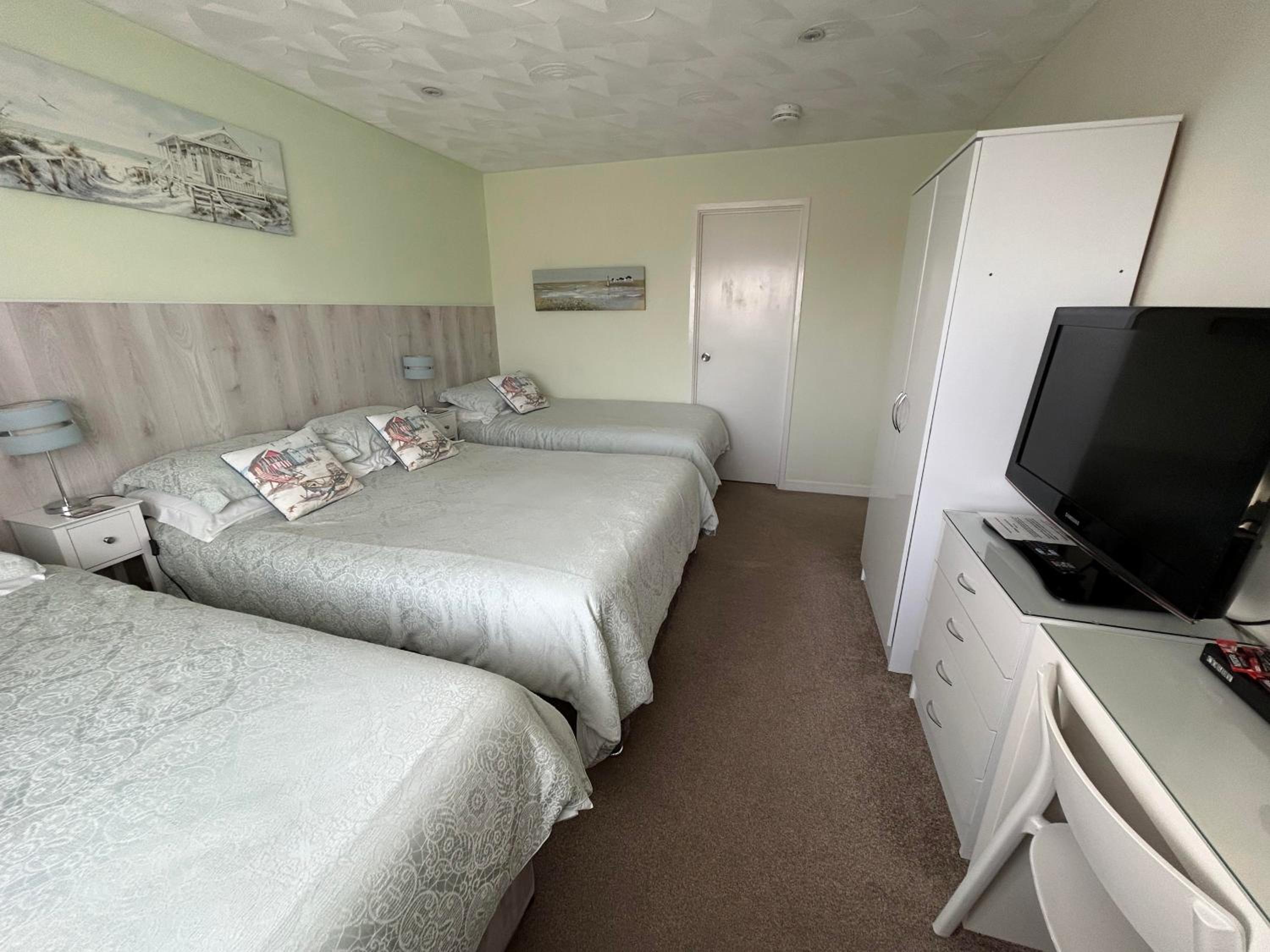 Leeward House B&B