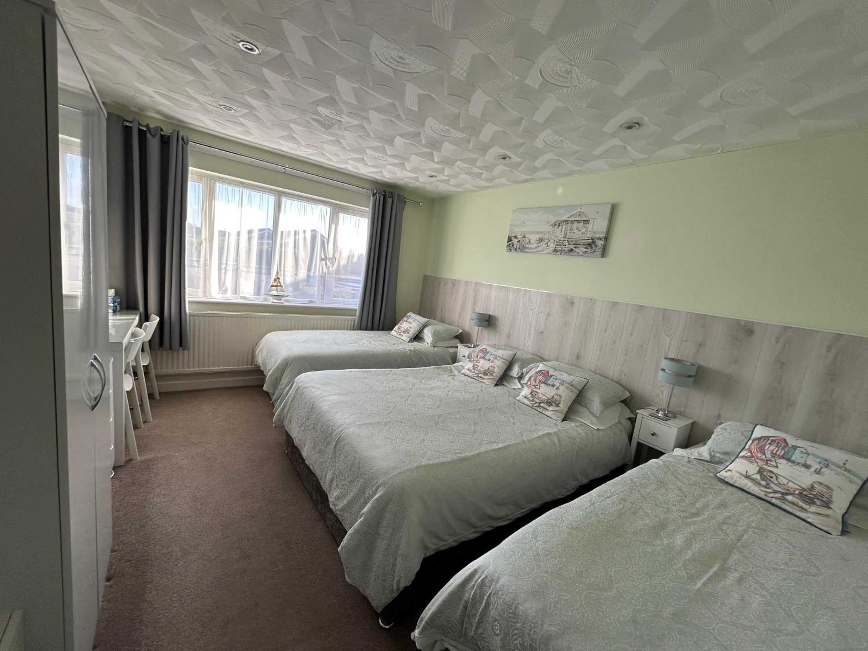 Leeward House B&B