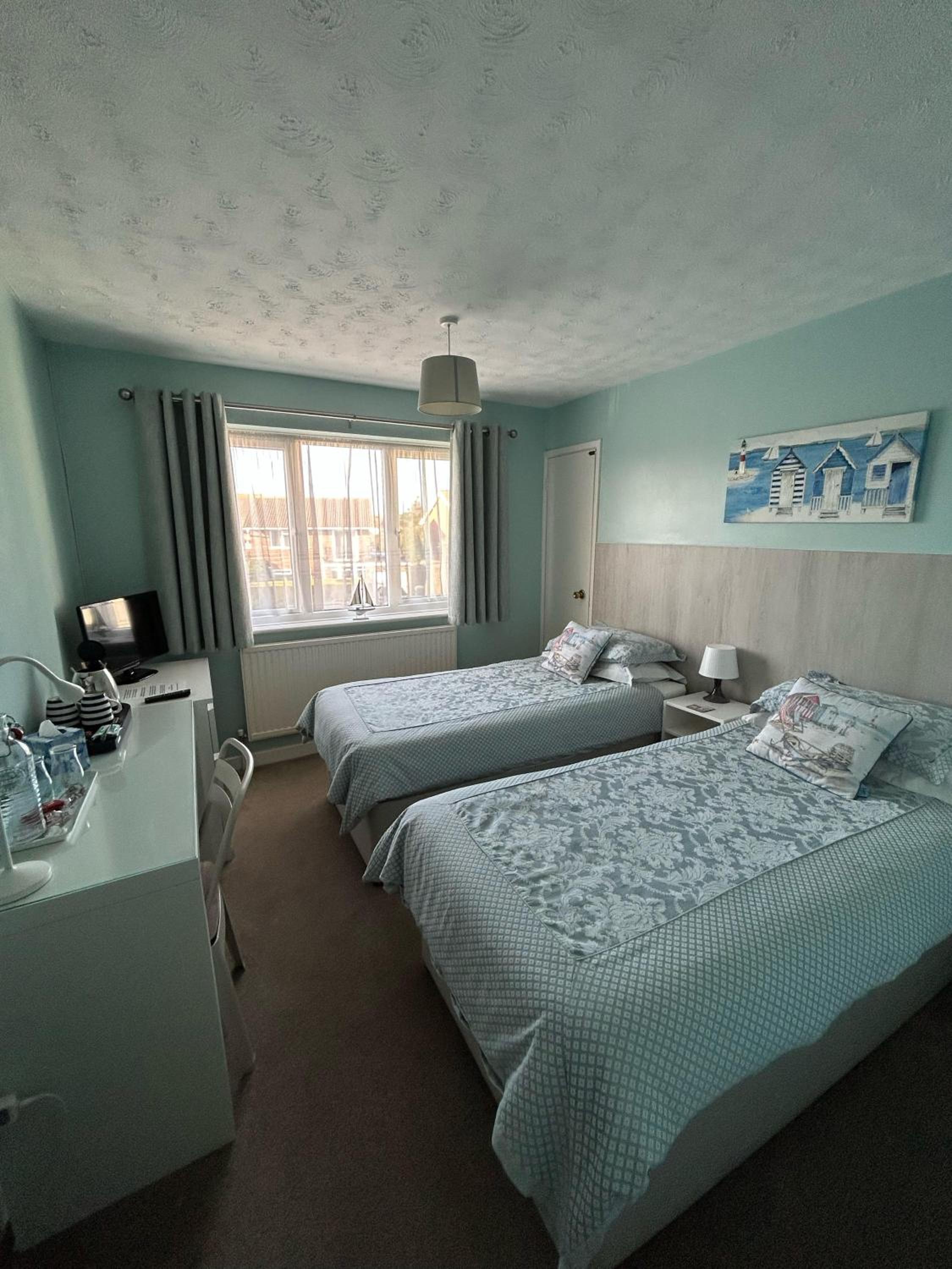 Leeward House B&B