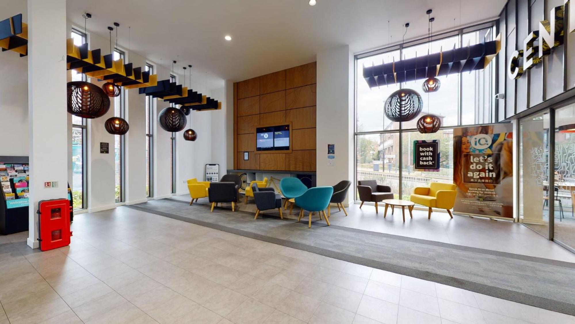 Ensuite Bedrooms with Shared Kitchen and Studios at Century Square in Sheffield
