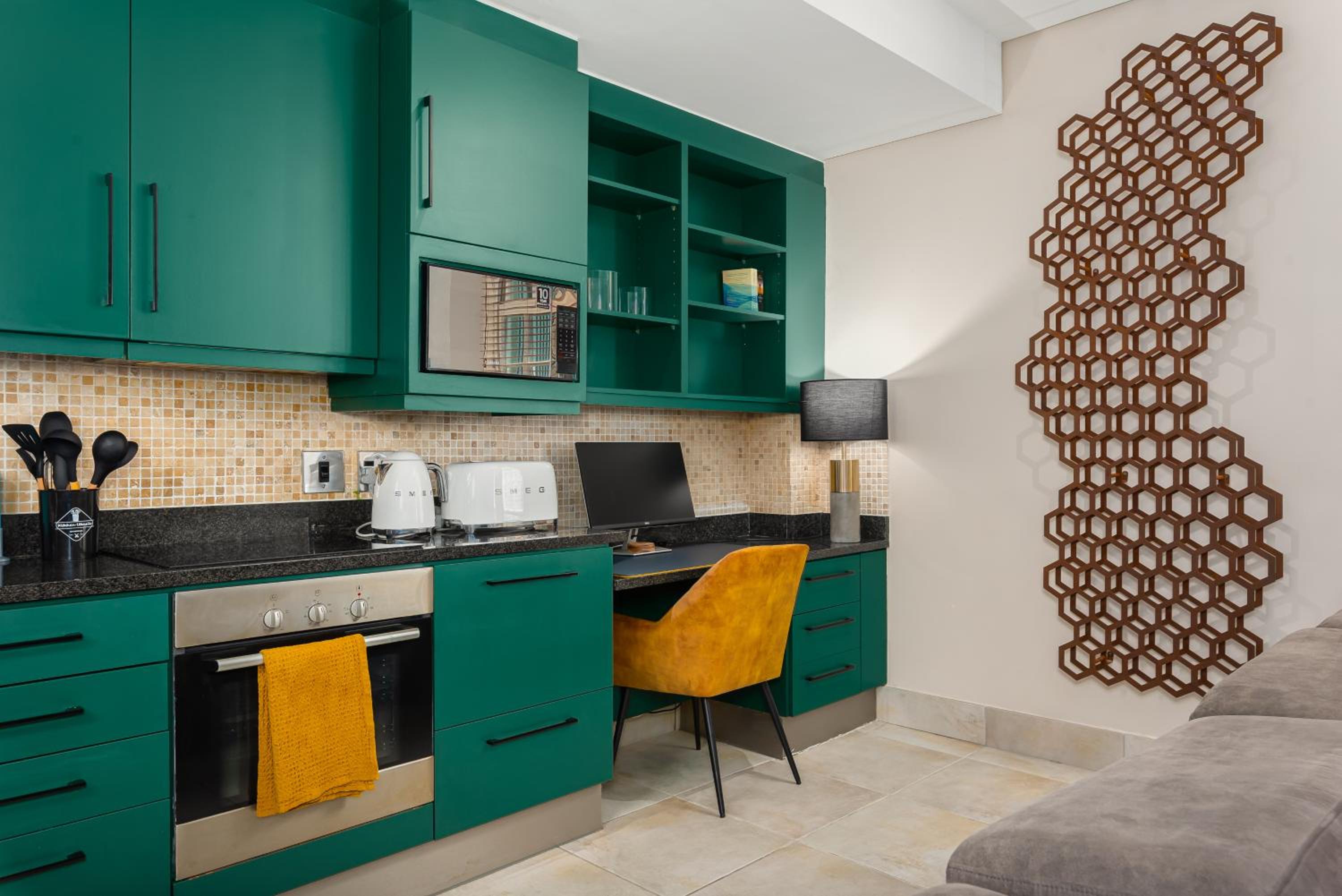 The Glaston Luxury Apartments