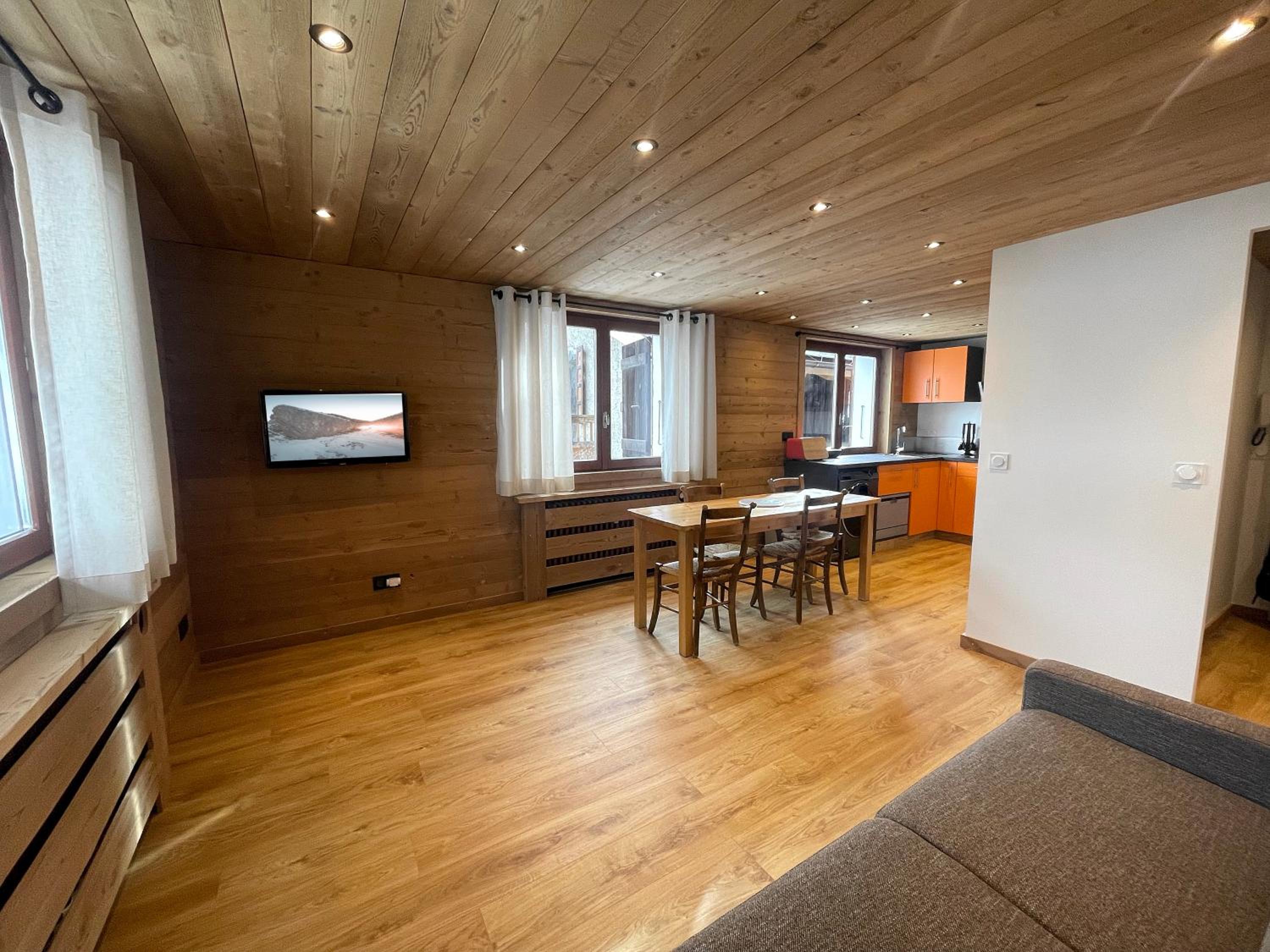 La Clusaz Vacations - Caprice 4 - 2 pieces centre - Property Image 1