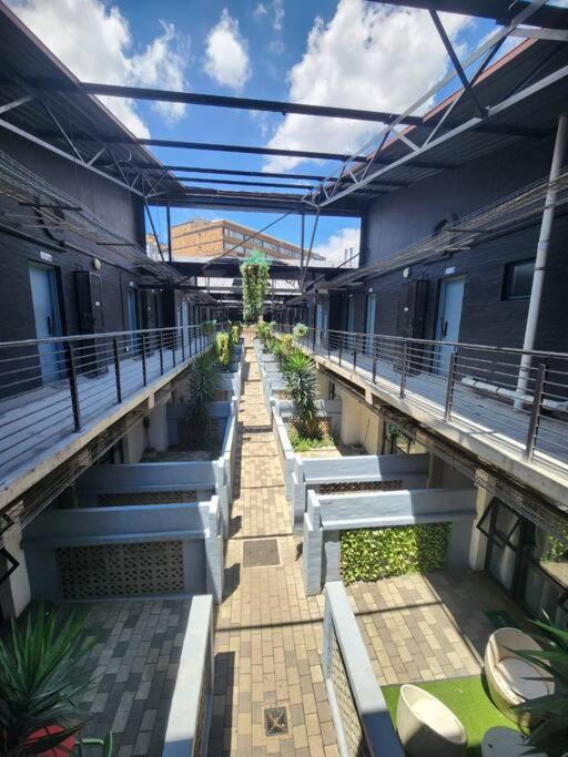 353 Maboneng on Craft