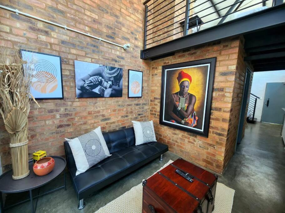 353 Maboneng on Craft