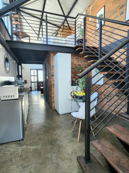 353 Maboneng on Craft