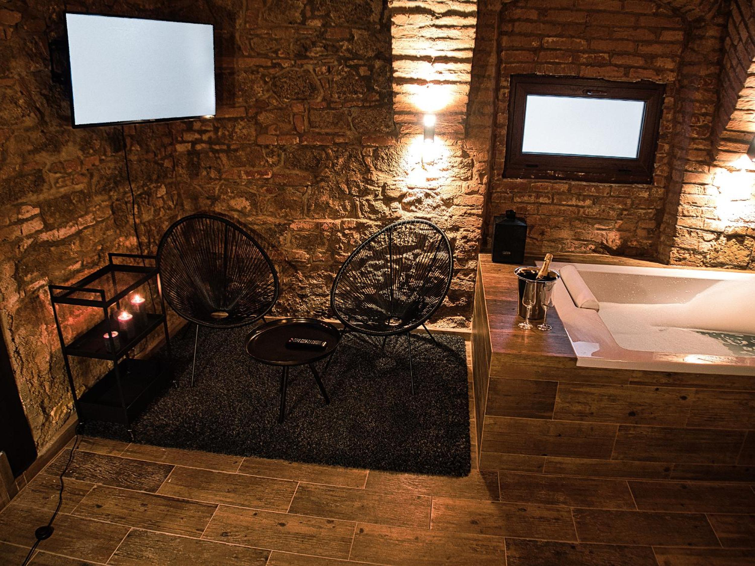Wellness Gallery Apartments