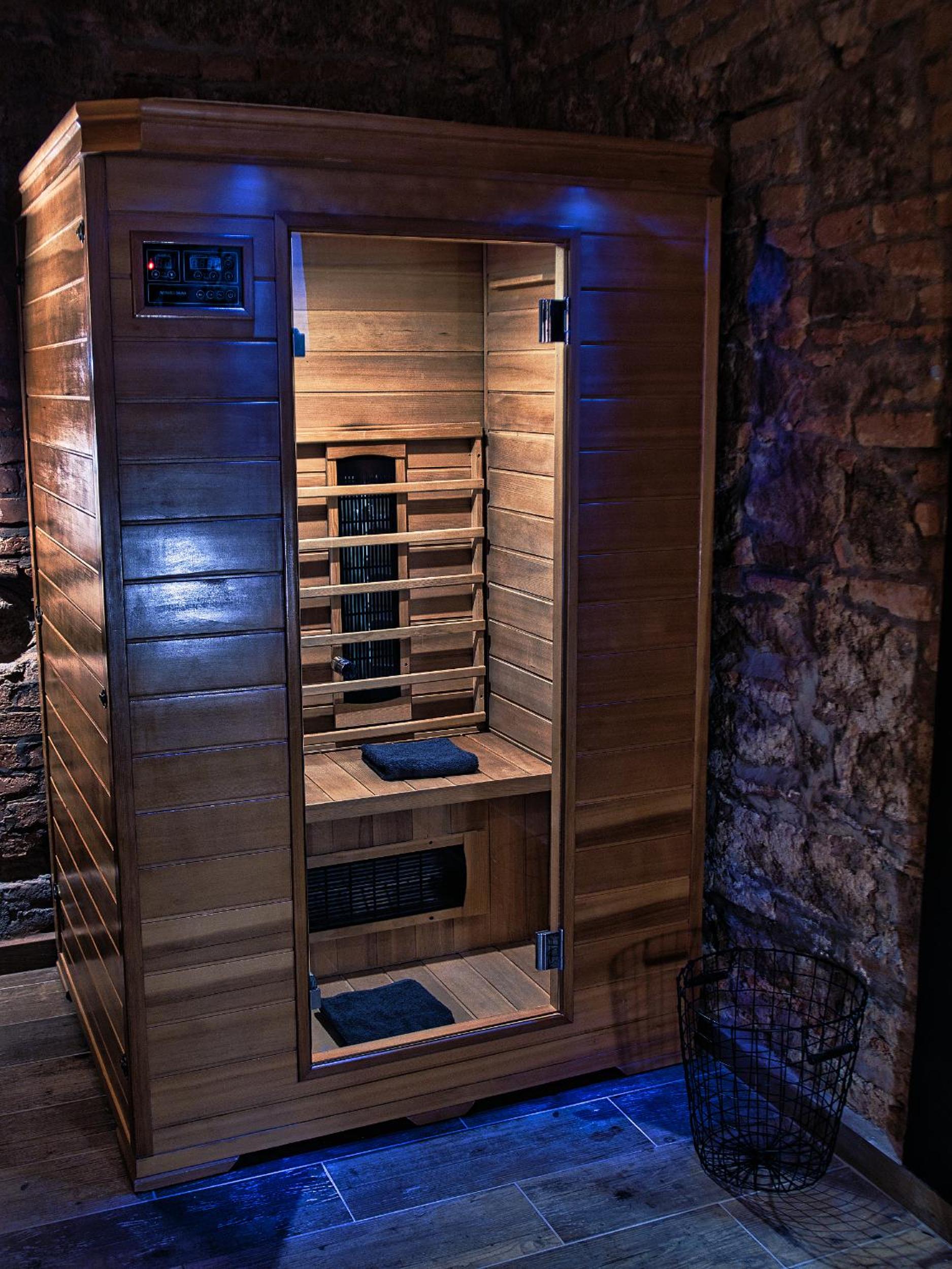 Wellness Gallery Apartments