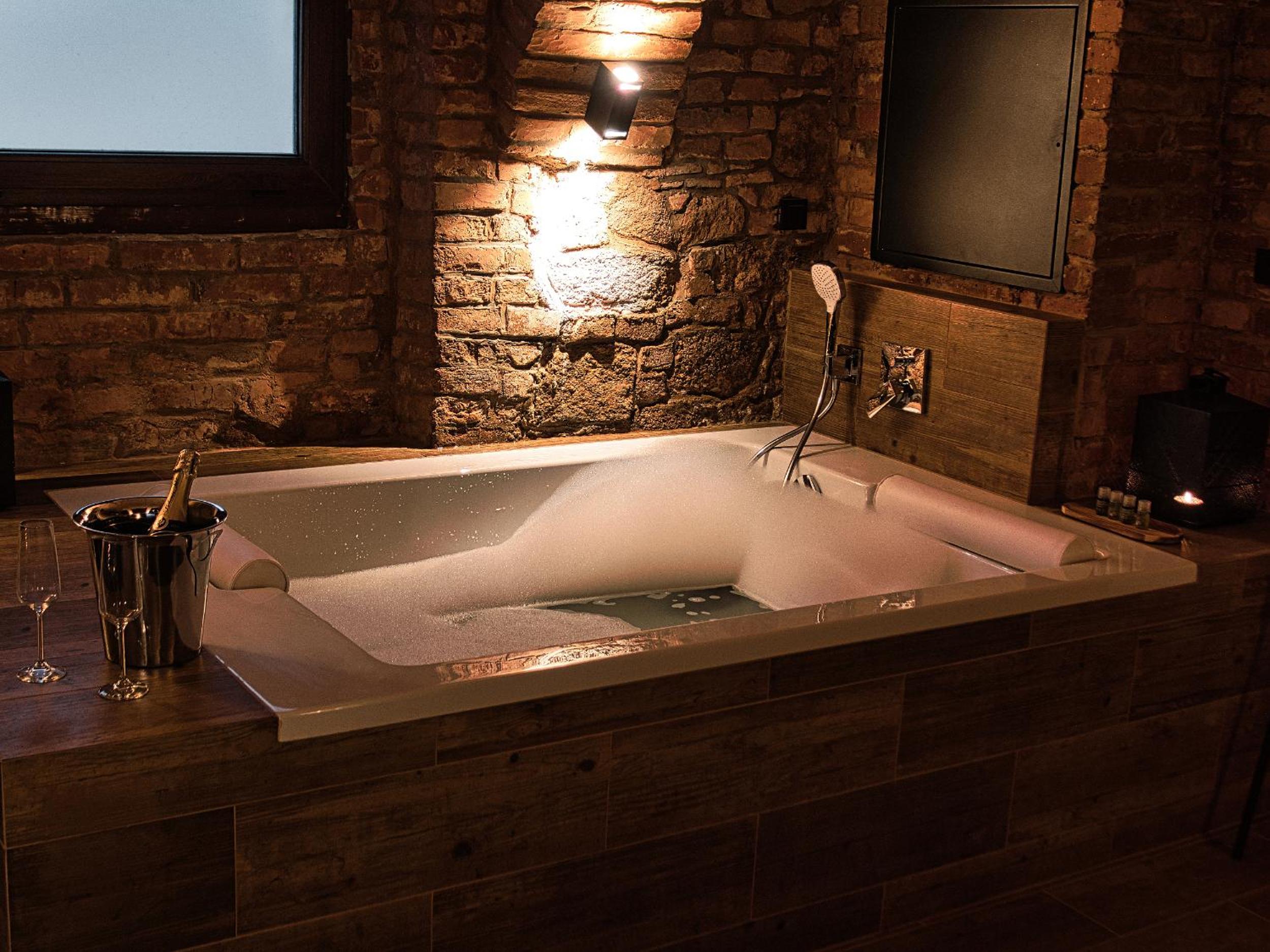 Wellness Gallery Apartments