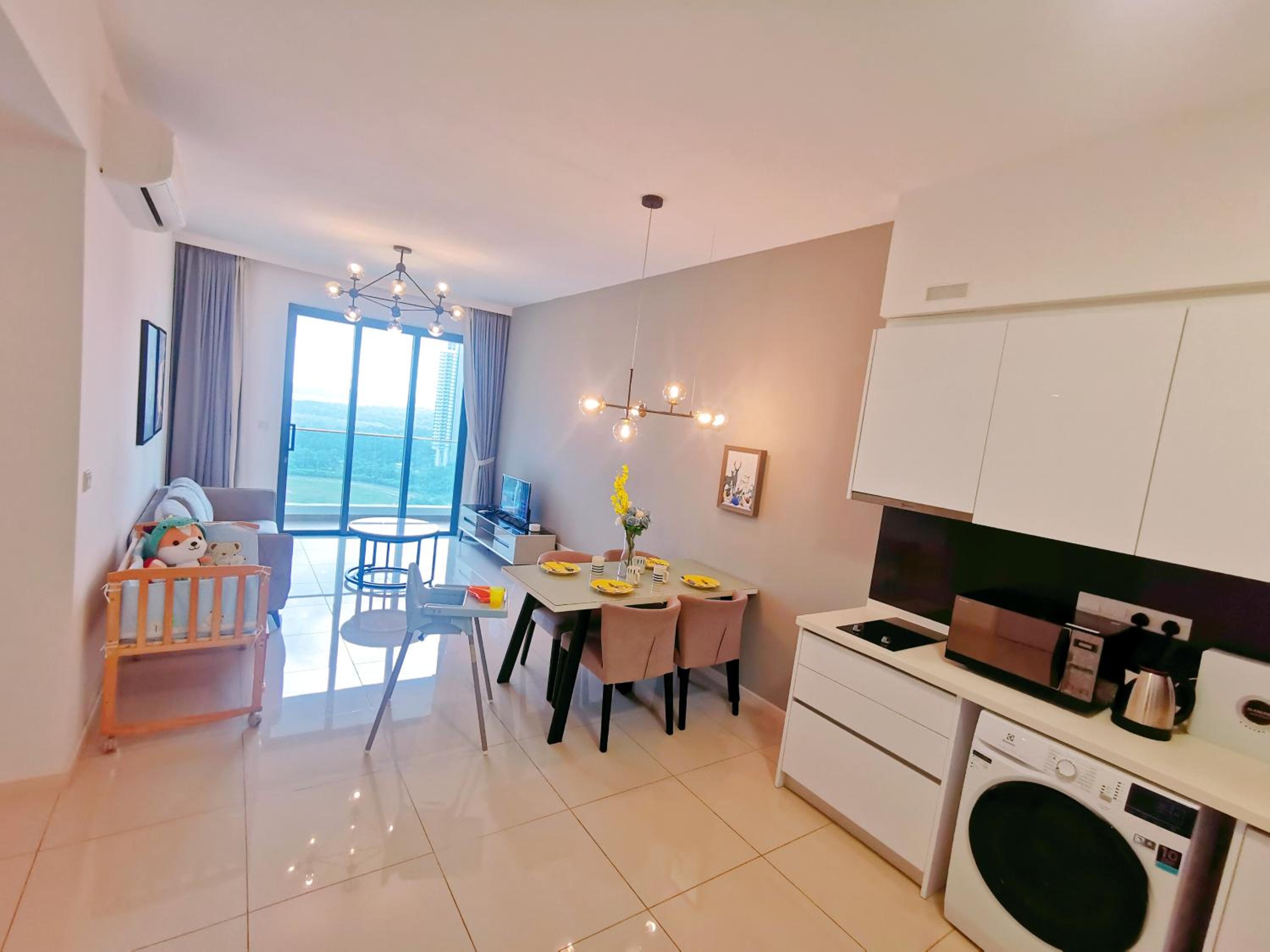 Legoland-HappyMoonlight-2BR-7px- GardenPoolview with Wifi