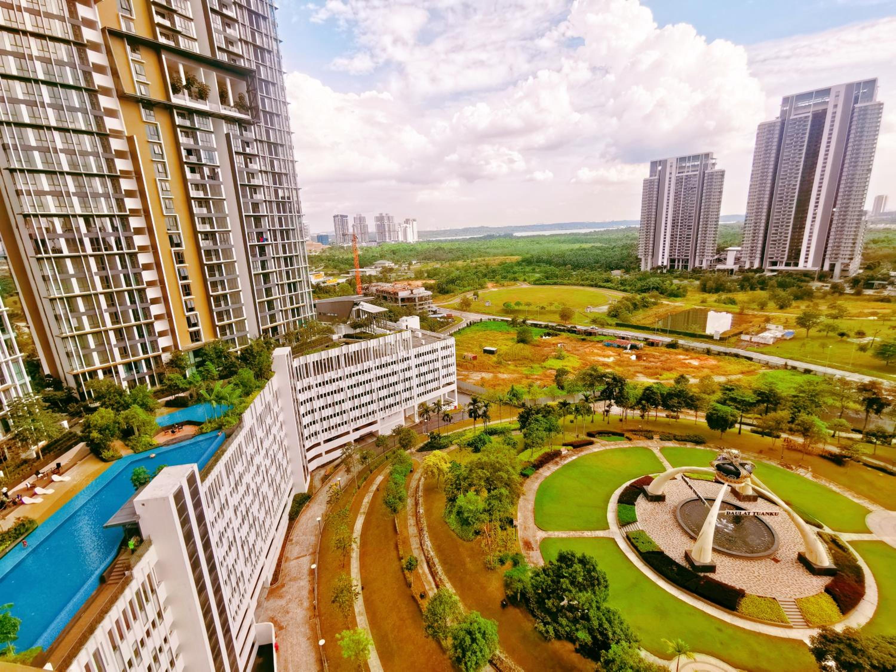 Legoland-HappyMoonlight-2BR-7px- GardenPoolview with Wifi