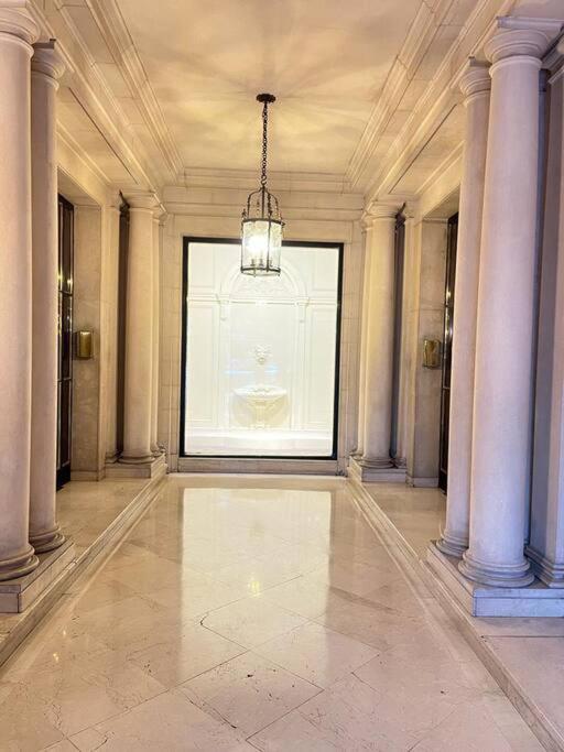 Parisian flat in the heart of Recoleta