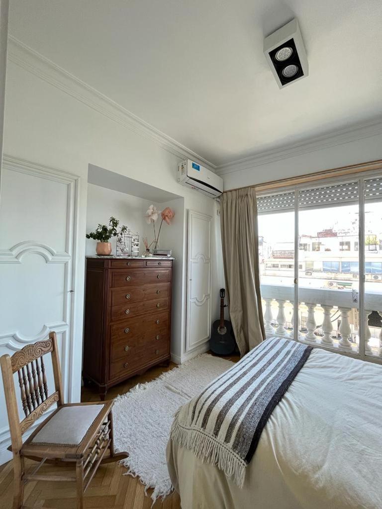 Parisian flat in the heart of Recoleta