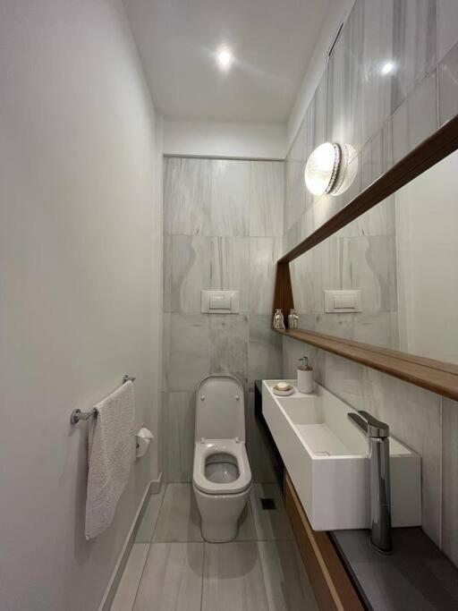 Parisian flat in the heart of Recoleta