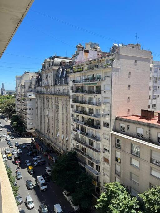Parisian flat in the heart of Recoleta