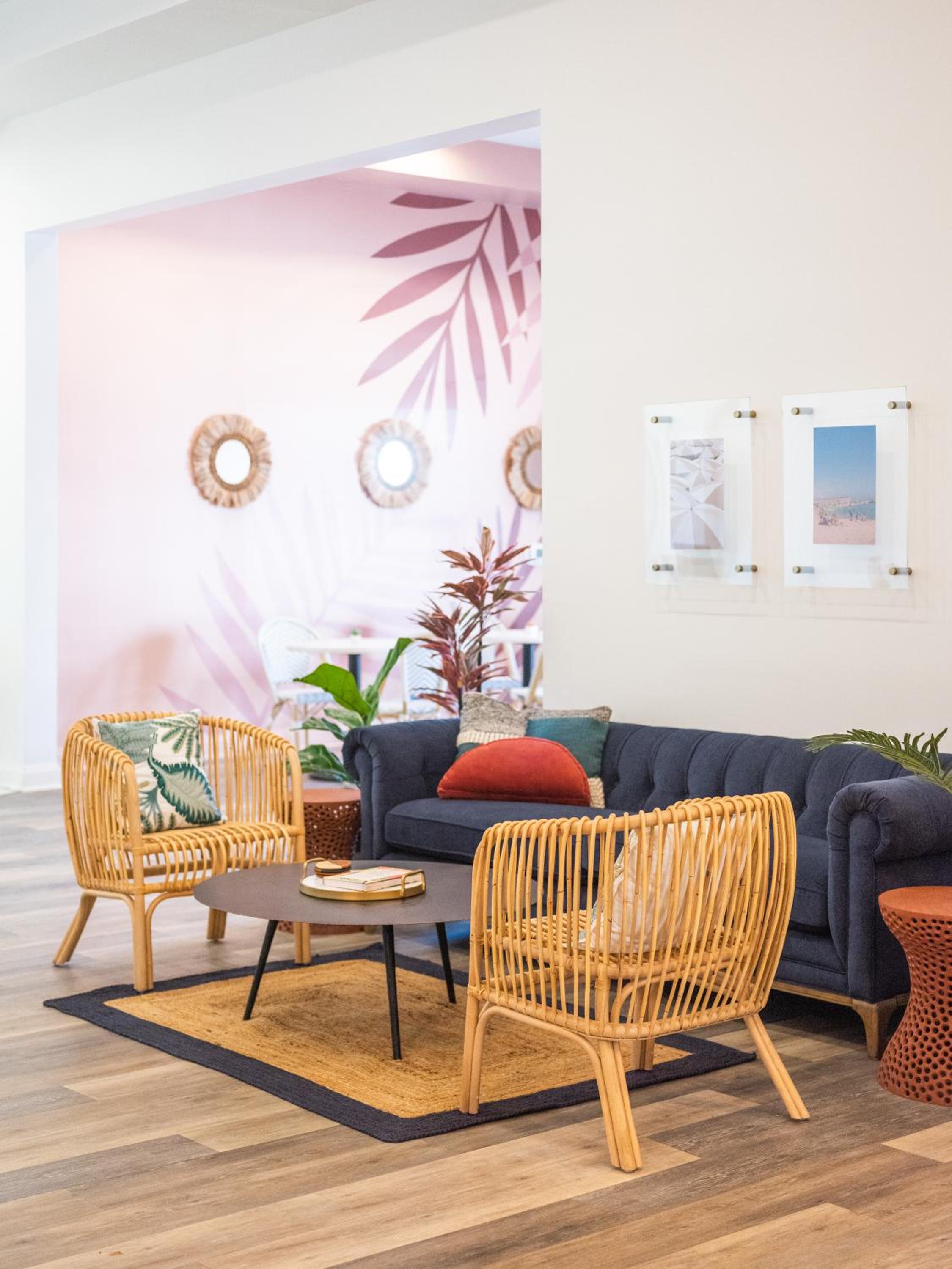 lounge