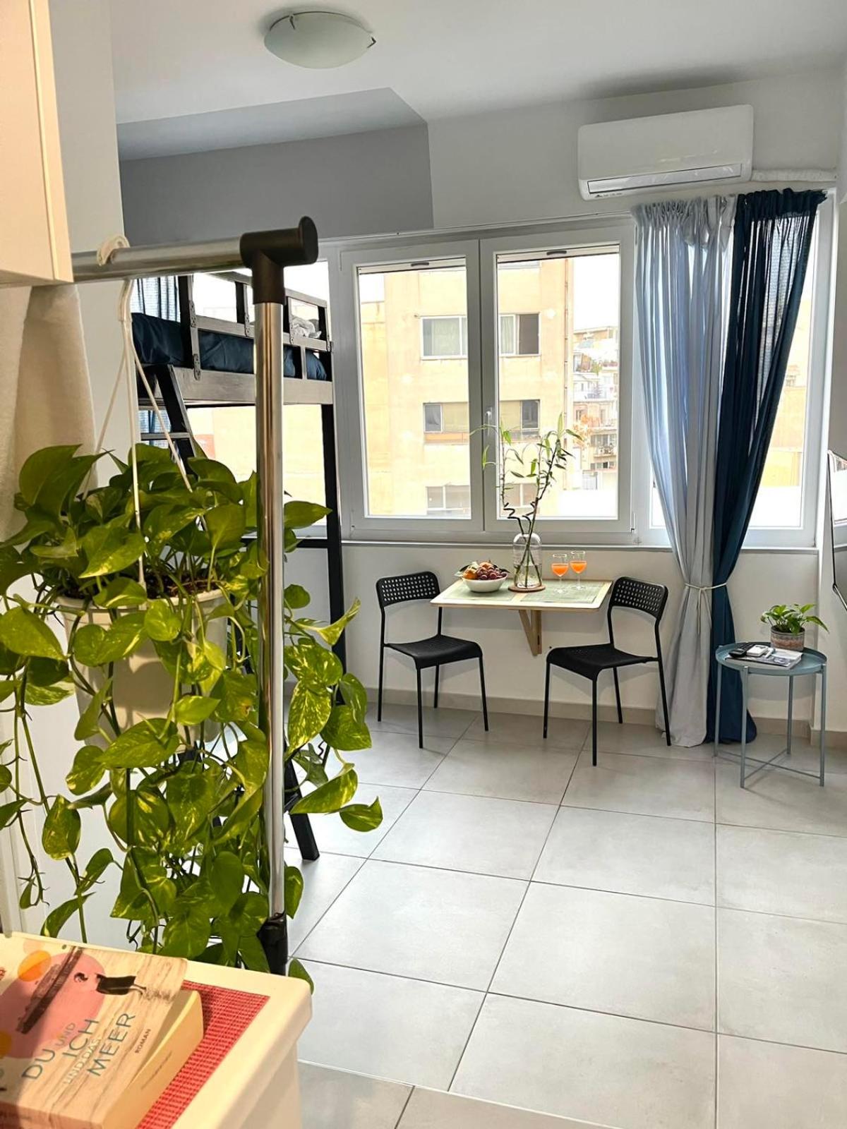 Ælis Suites in Psyrri - Rooftop Access & Acropolis View