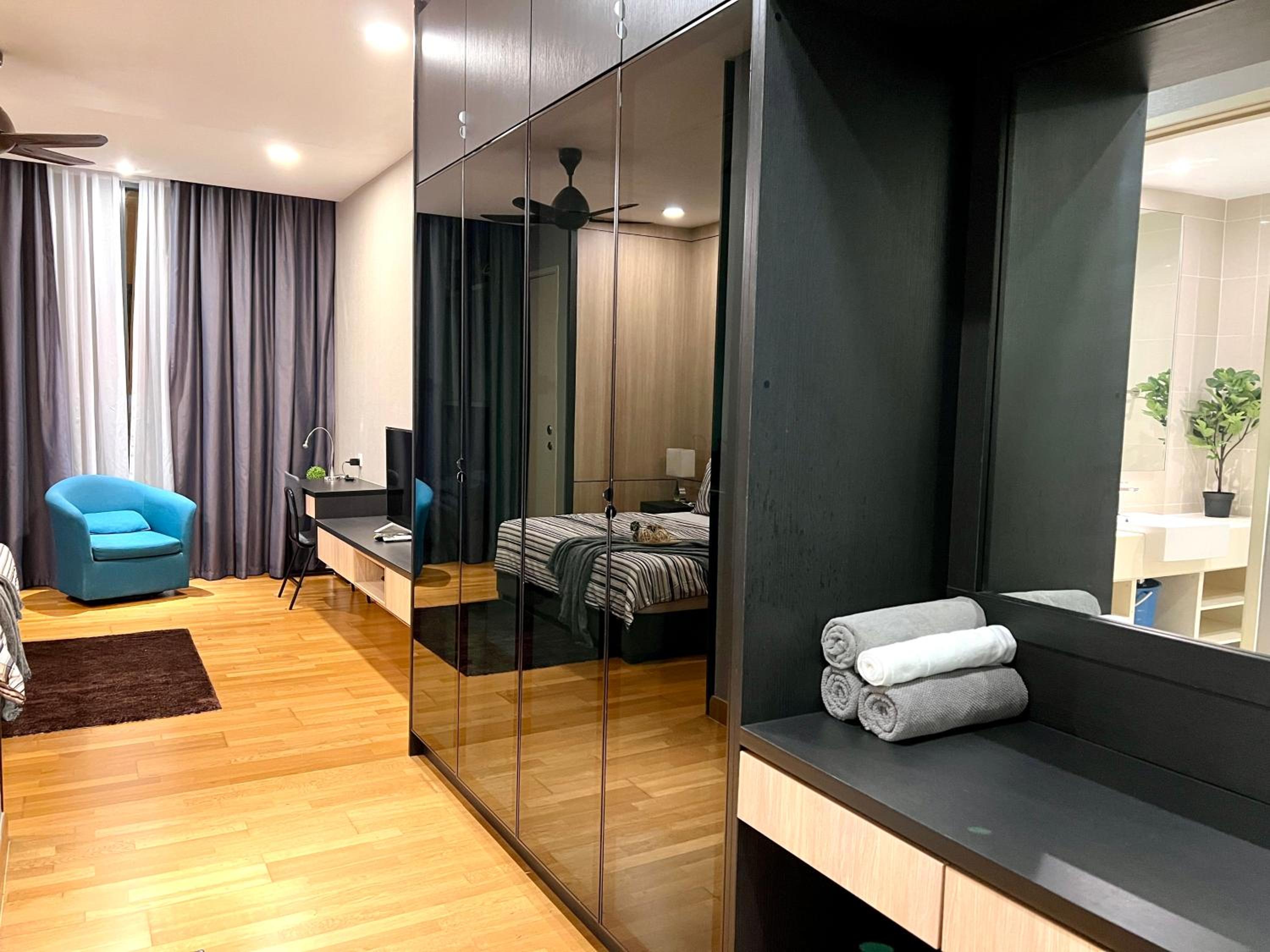 KL Gateway Residency