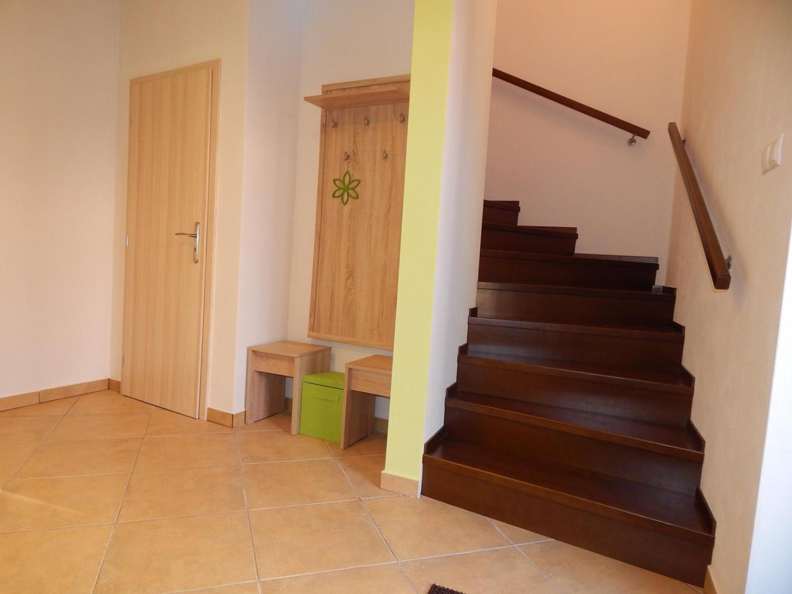 Apartmán EMES s terasou view 3