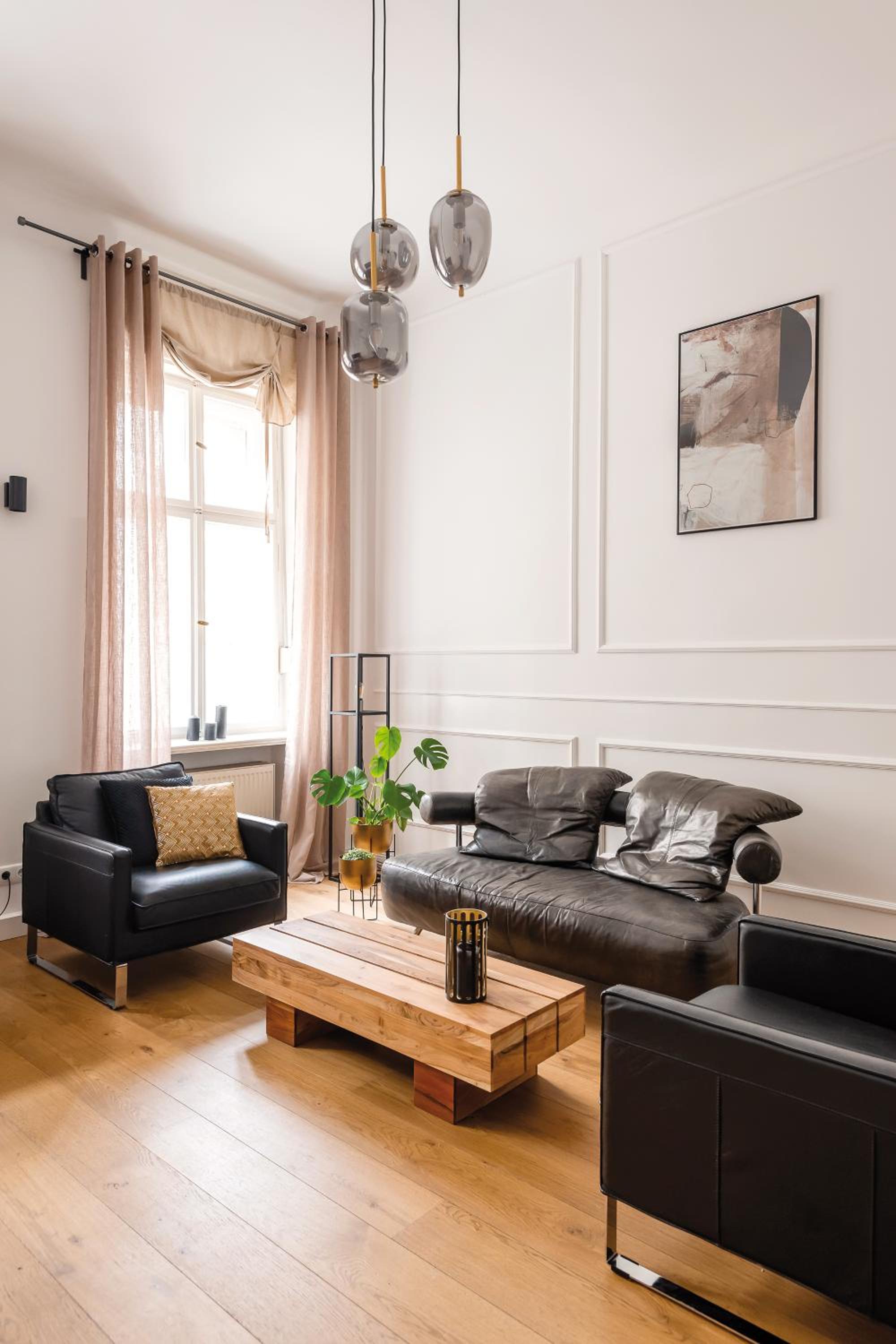 90sqm 2BR Biz LOFT - 5min Central Station