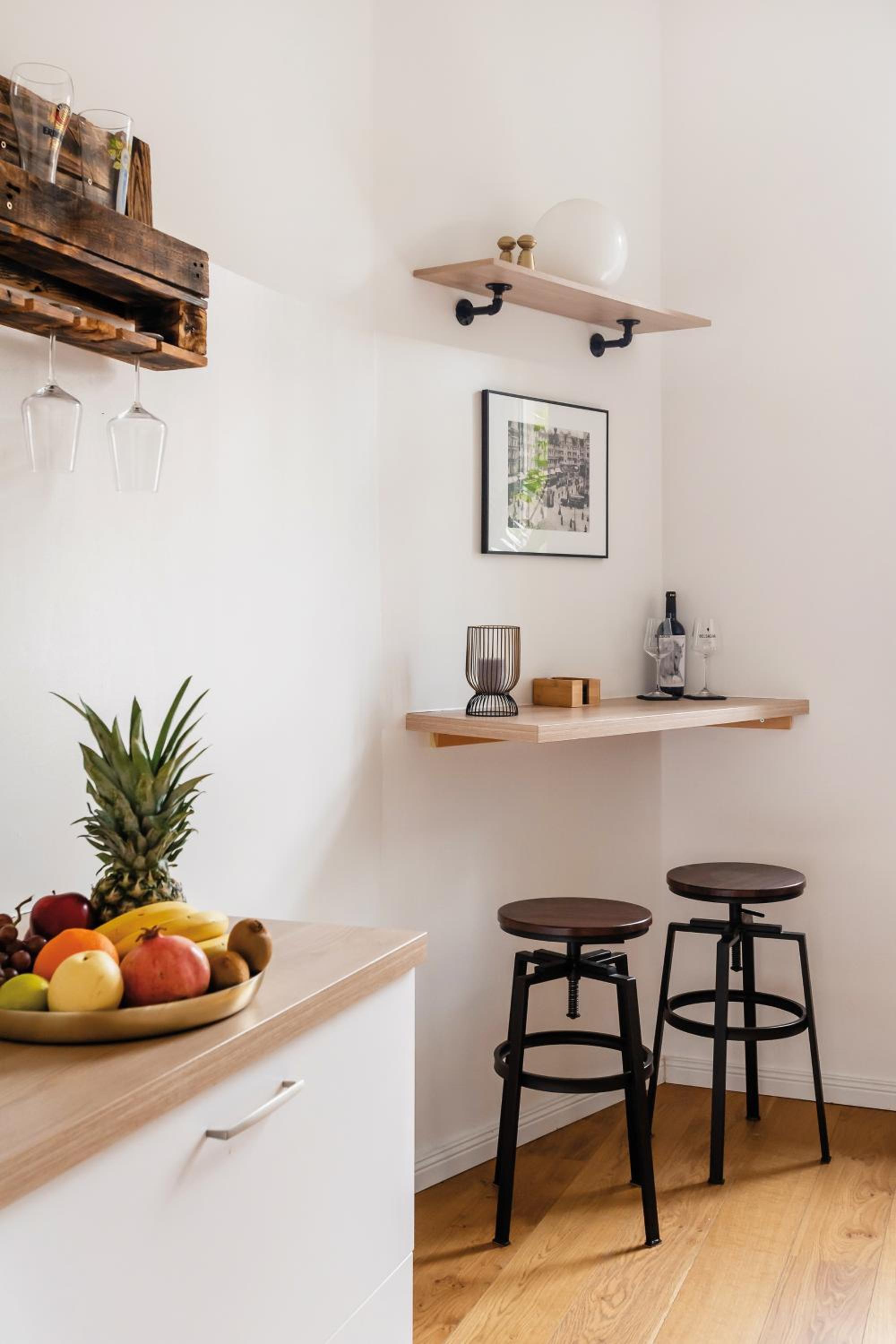 90sqm 2BR Biz LOFT - 5min Central Station