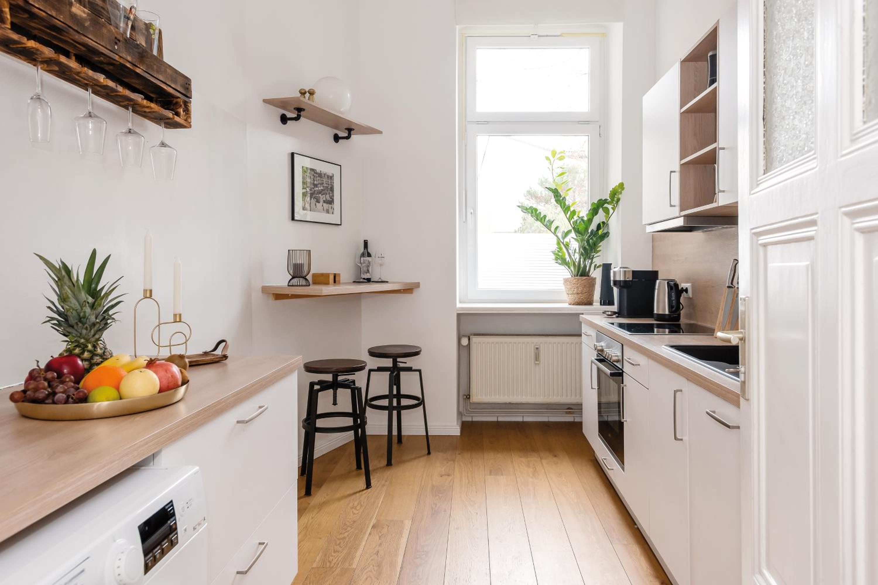 90sqm 2BR Biz LOFT - 5min Central Station