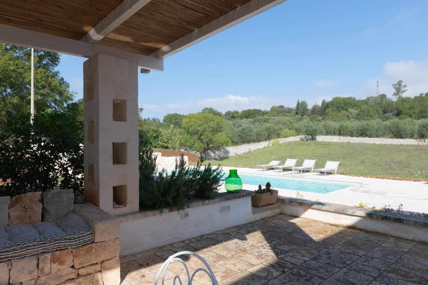 Trullamia with exclusive pool