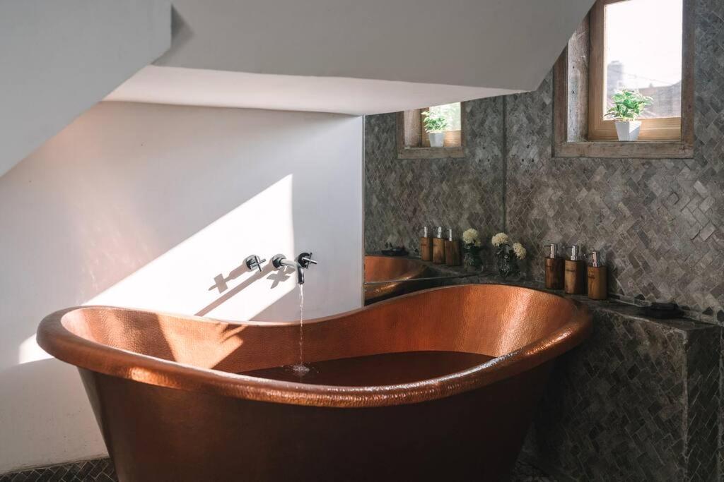 VILLA KAI - 4BR Modern Luxury Retreat in Canggu view 3