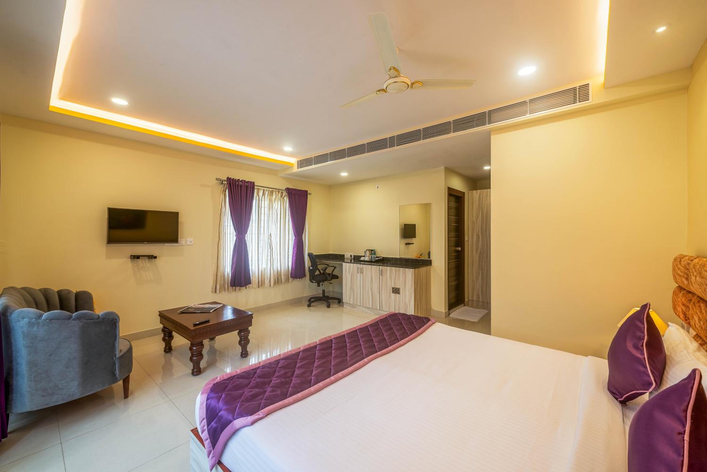 Zenith Suites