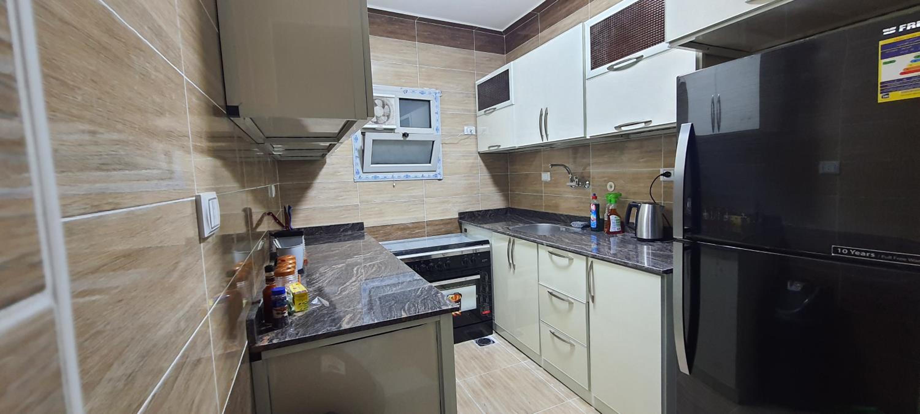 Meedo Apartments