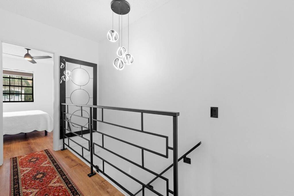 Little Havana Retreat - Newly remodeled Villa by Loan Depot Stadium!