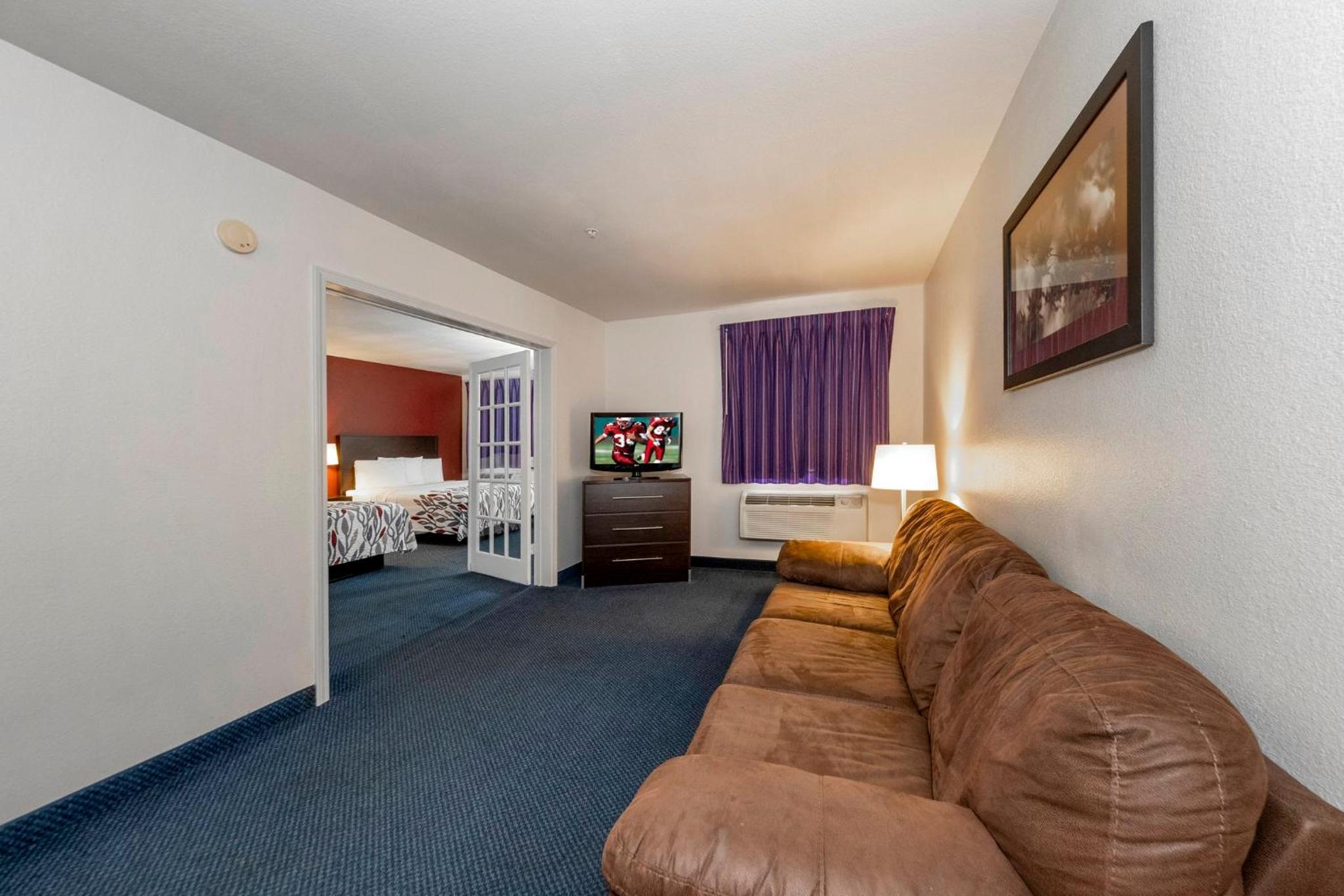 Red Roof Inn St Robert Ft Leonard Wood - Property Image 8