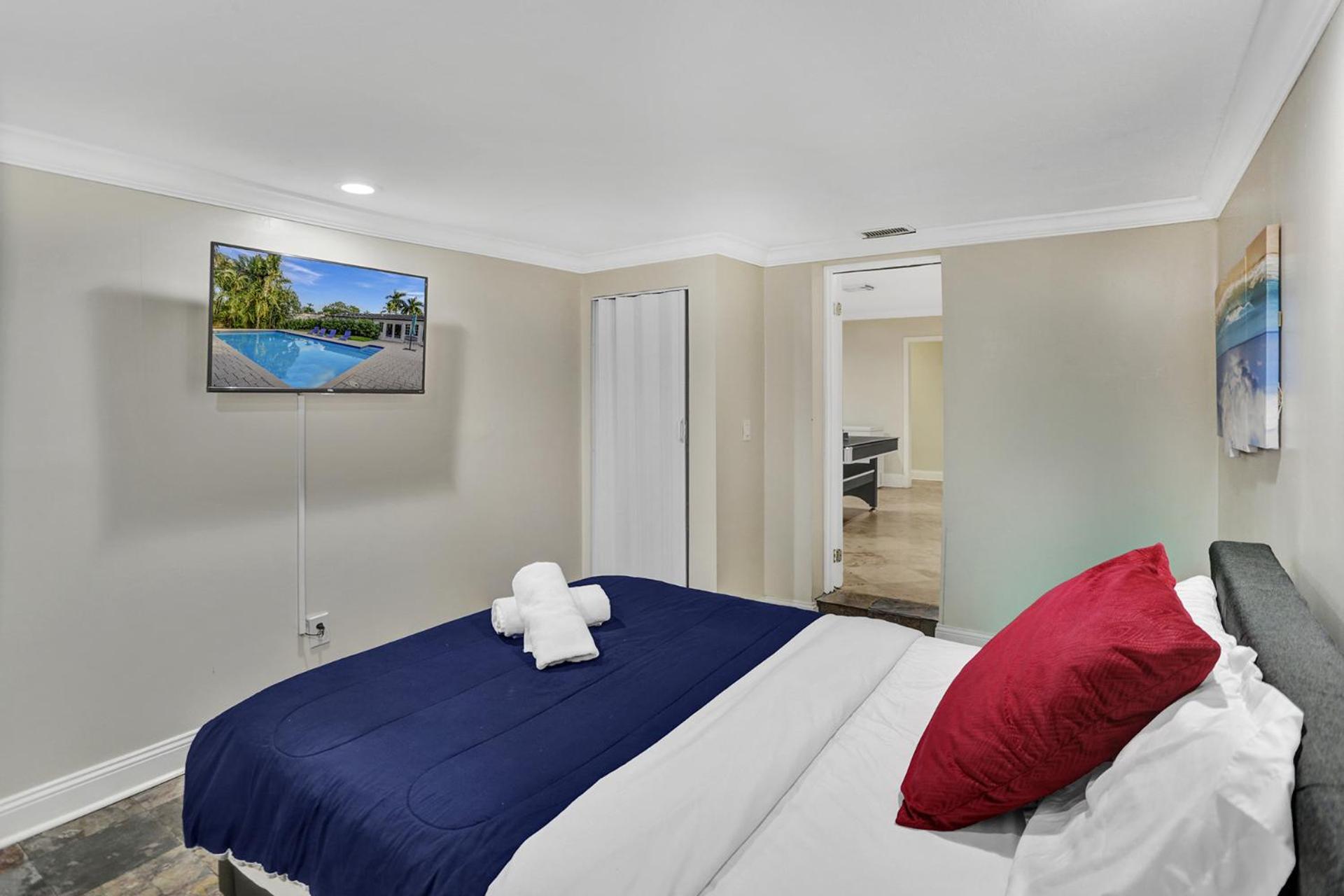 Casa Ria Luxury House & Private Pool Near Aventura Mall photo 3