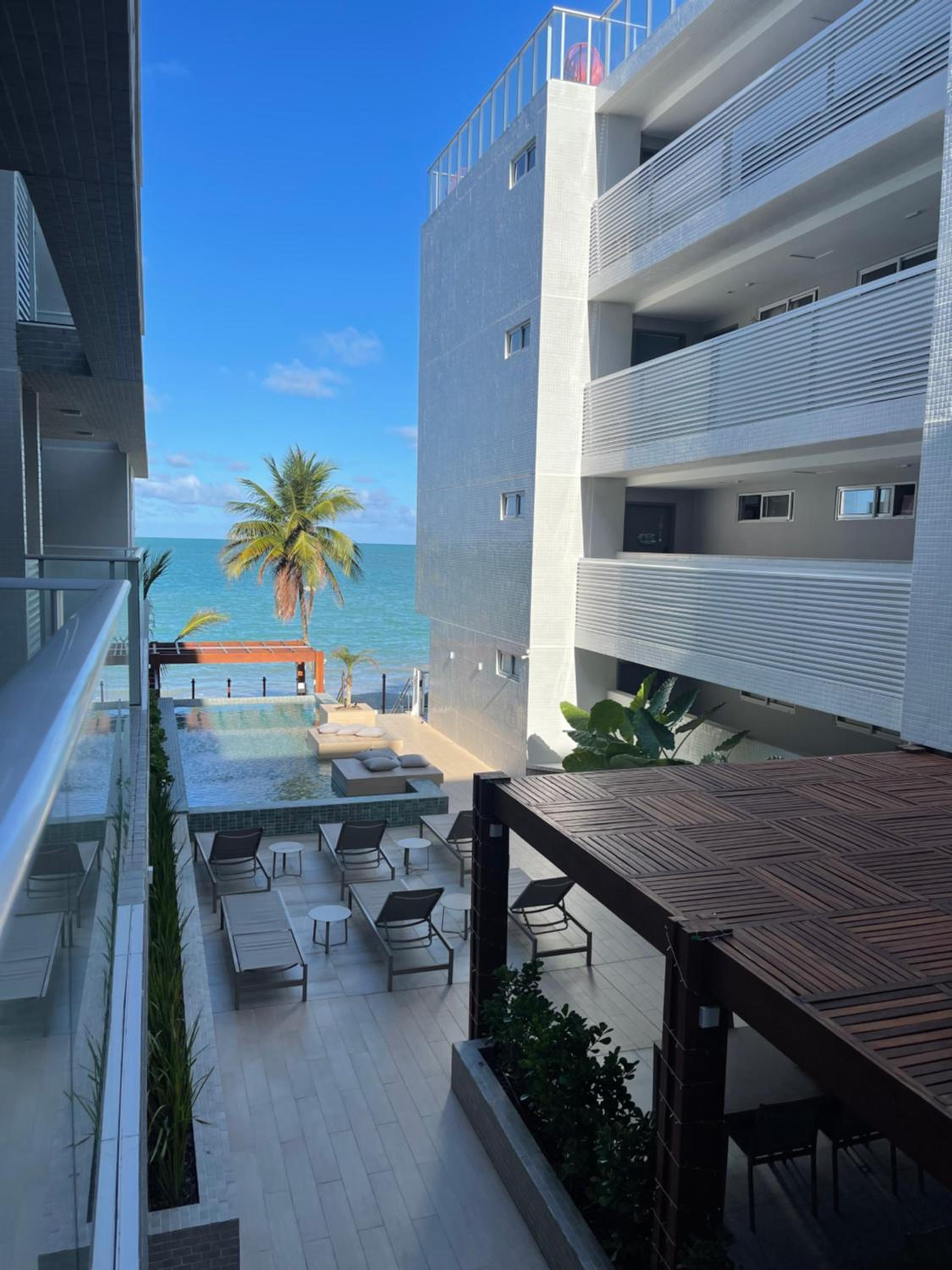 Hotel Branco Haus - Pé na areia do Bessa - Image 1